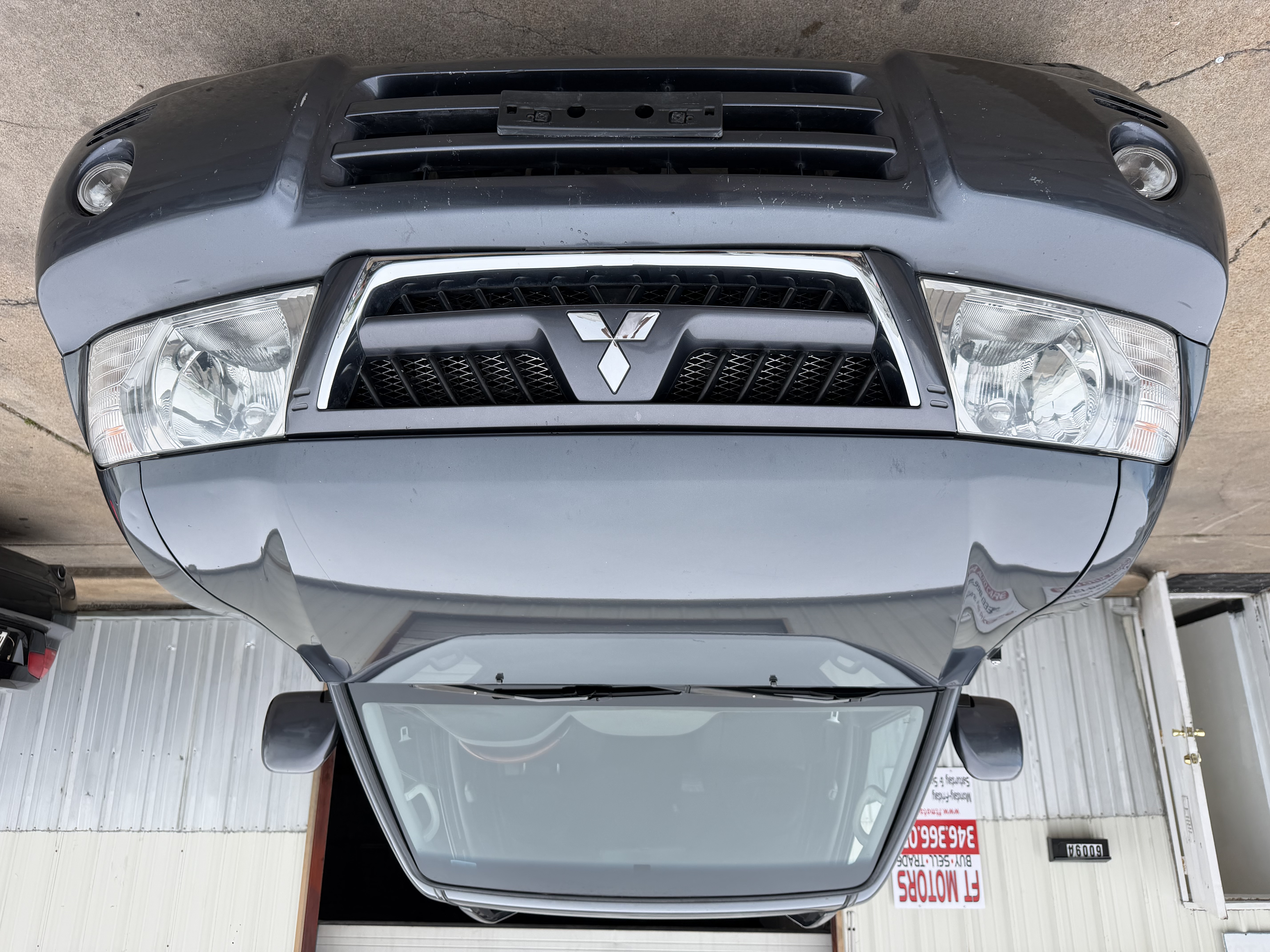 Gray 2006 Mitsubishi Montero Limited 4WD SUV / Crossover Four-Wheel Drive Automatic