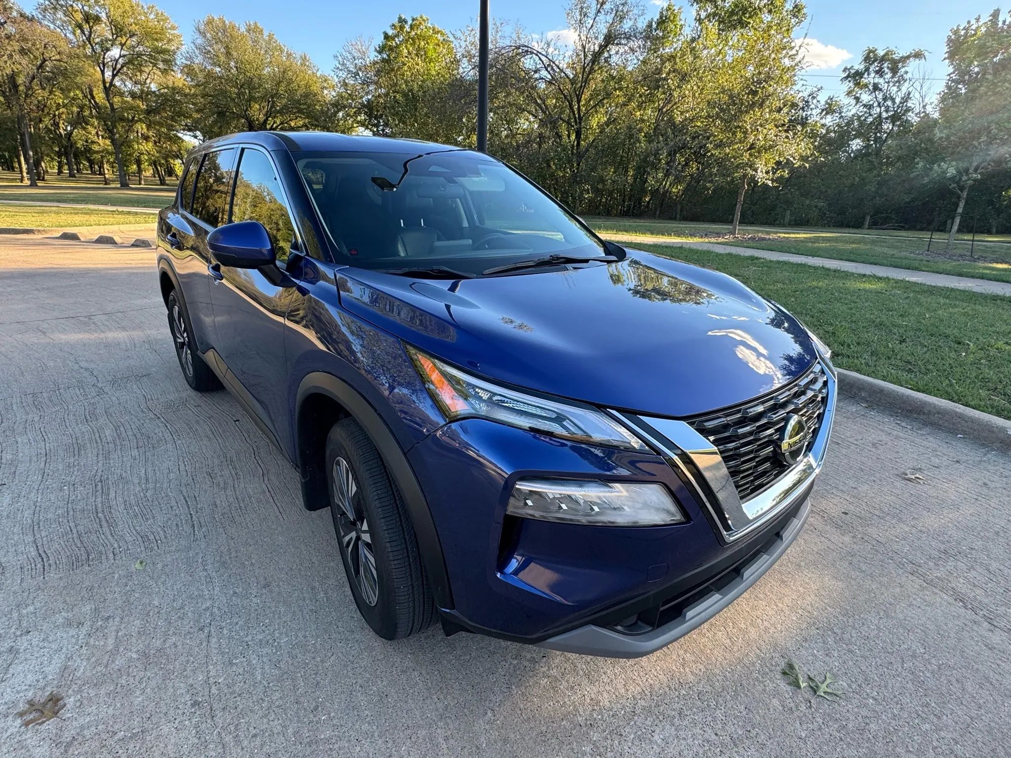 Nissan Rogue SV FWD