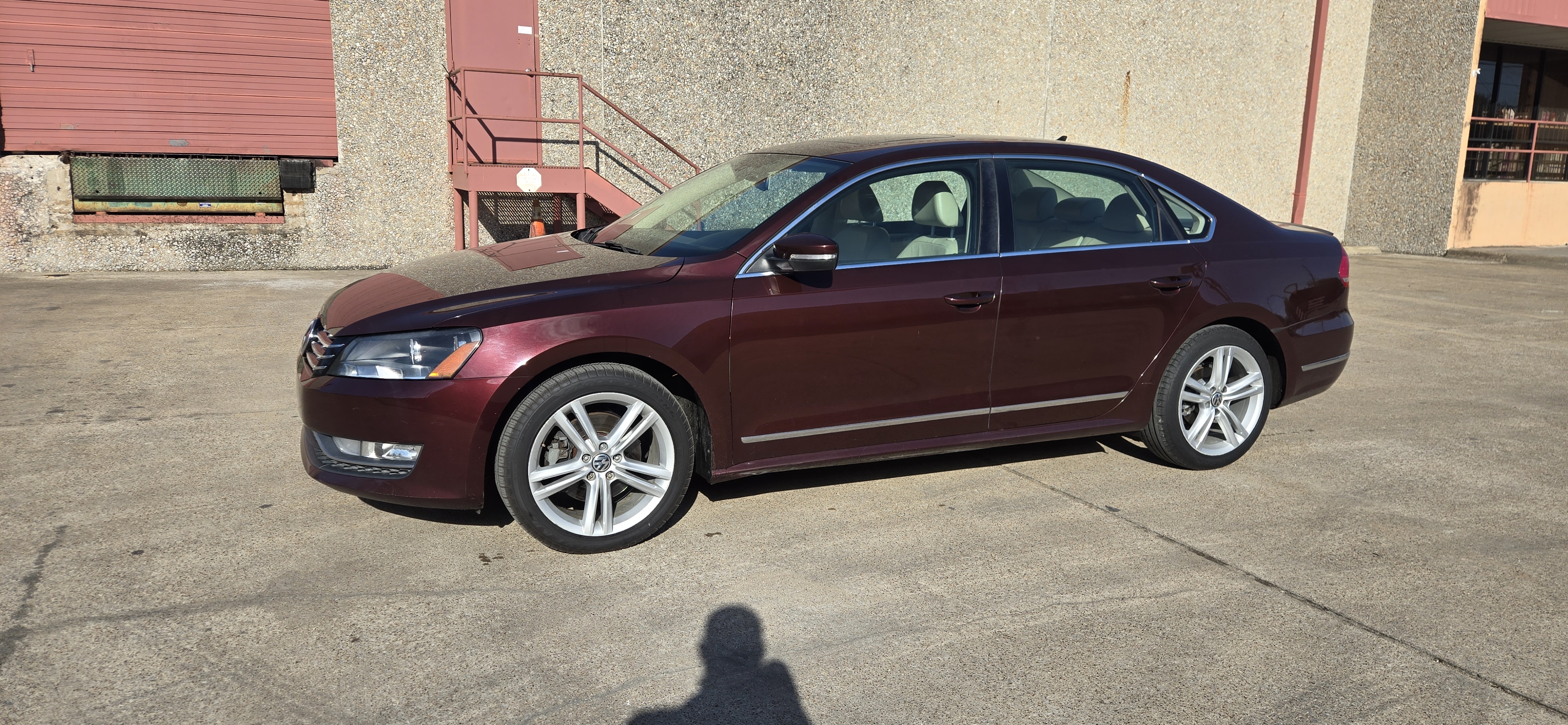 2014 Volkswagen Passat SEL Premium