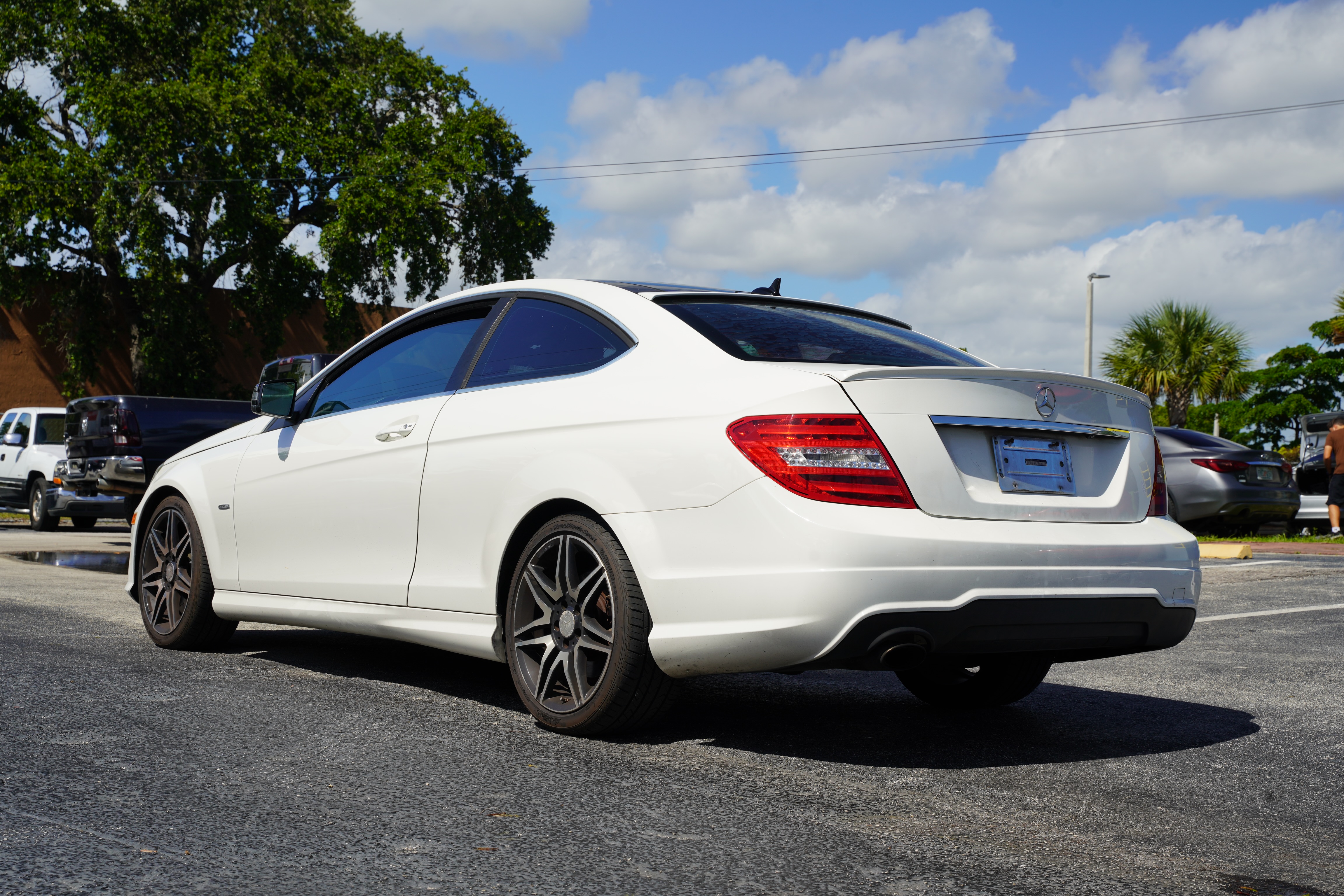 2013 Mercedes-Benz C-Class - $9,900