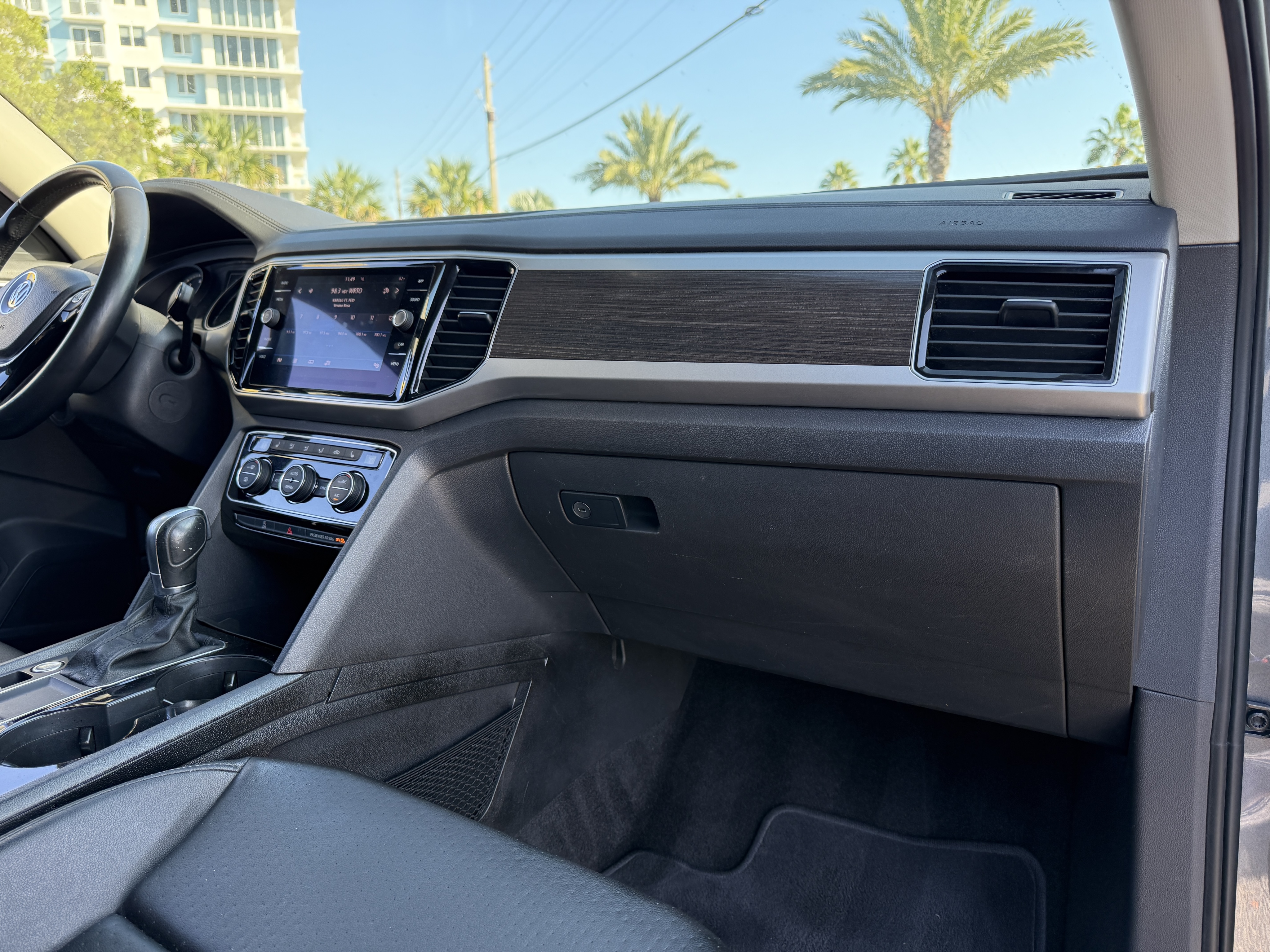 2018 Volkswagen Atlas - $16,900