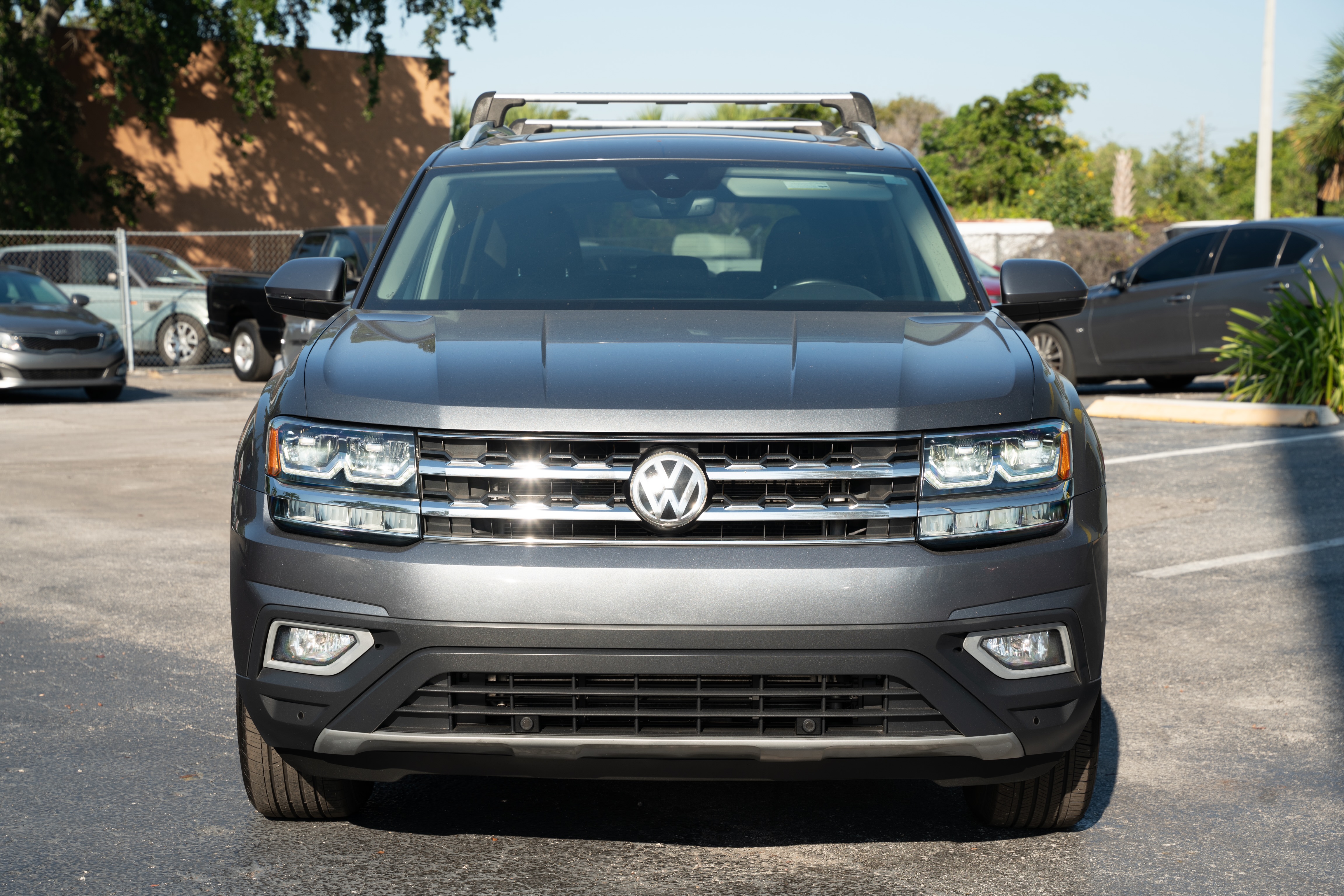 2018 Volkswagen Atlas - $16,900