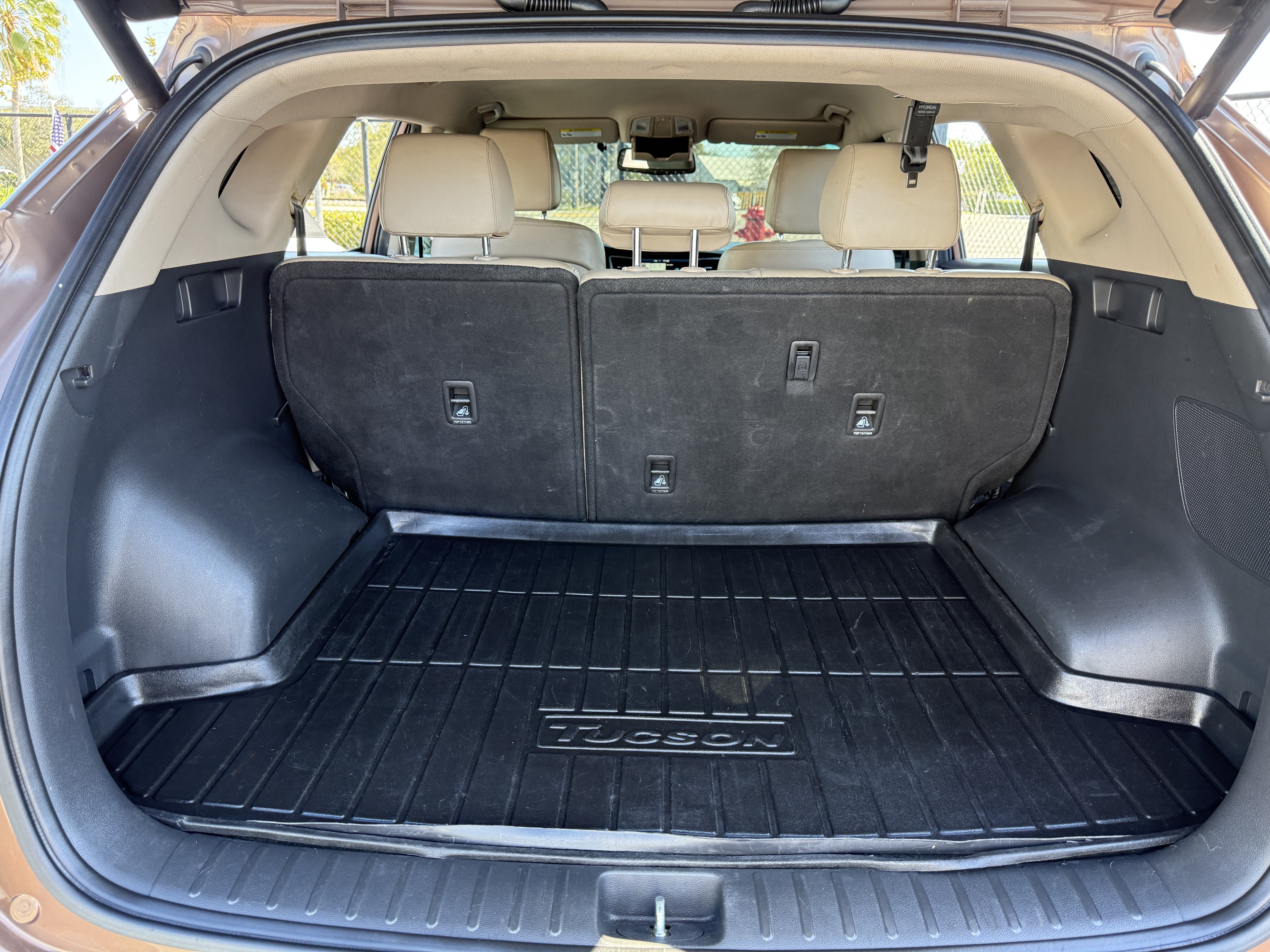 2016 Hyundai Tucson - $11,900