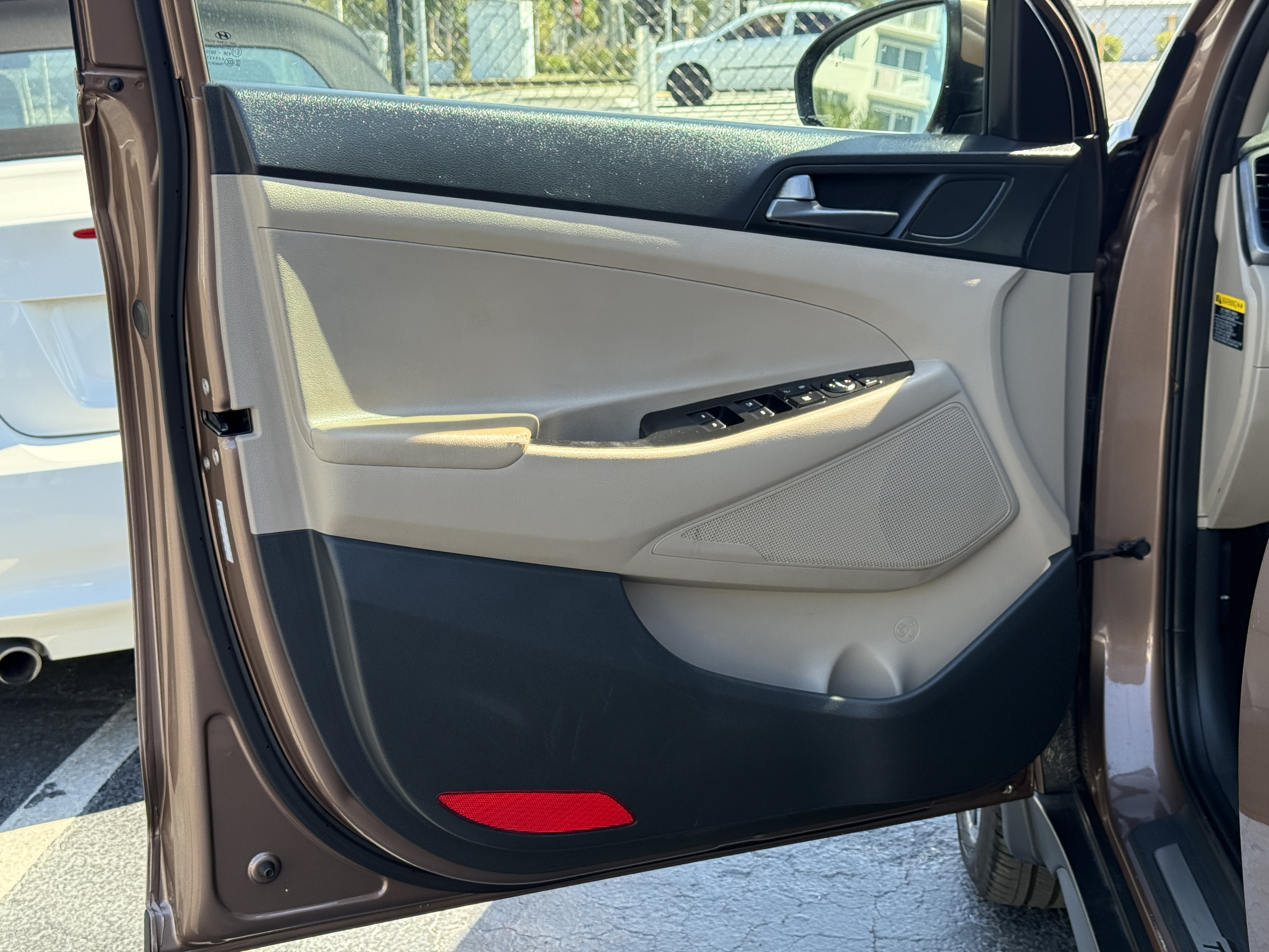 2016 Hyundai Tucson - $11,900