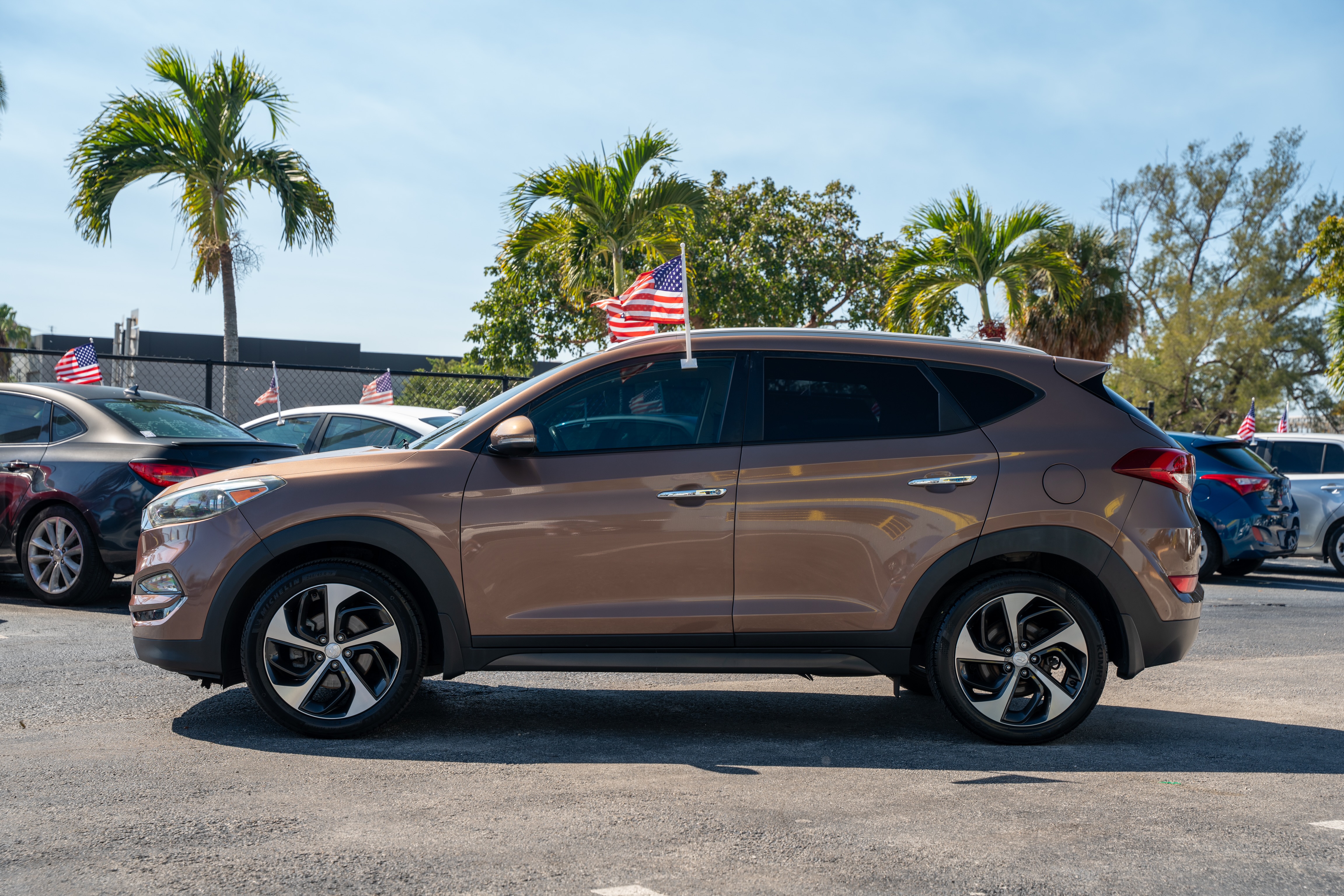 2016 Hyundai Tucson - $11,900