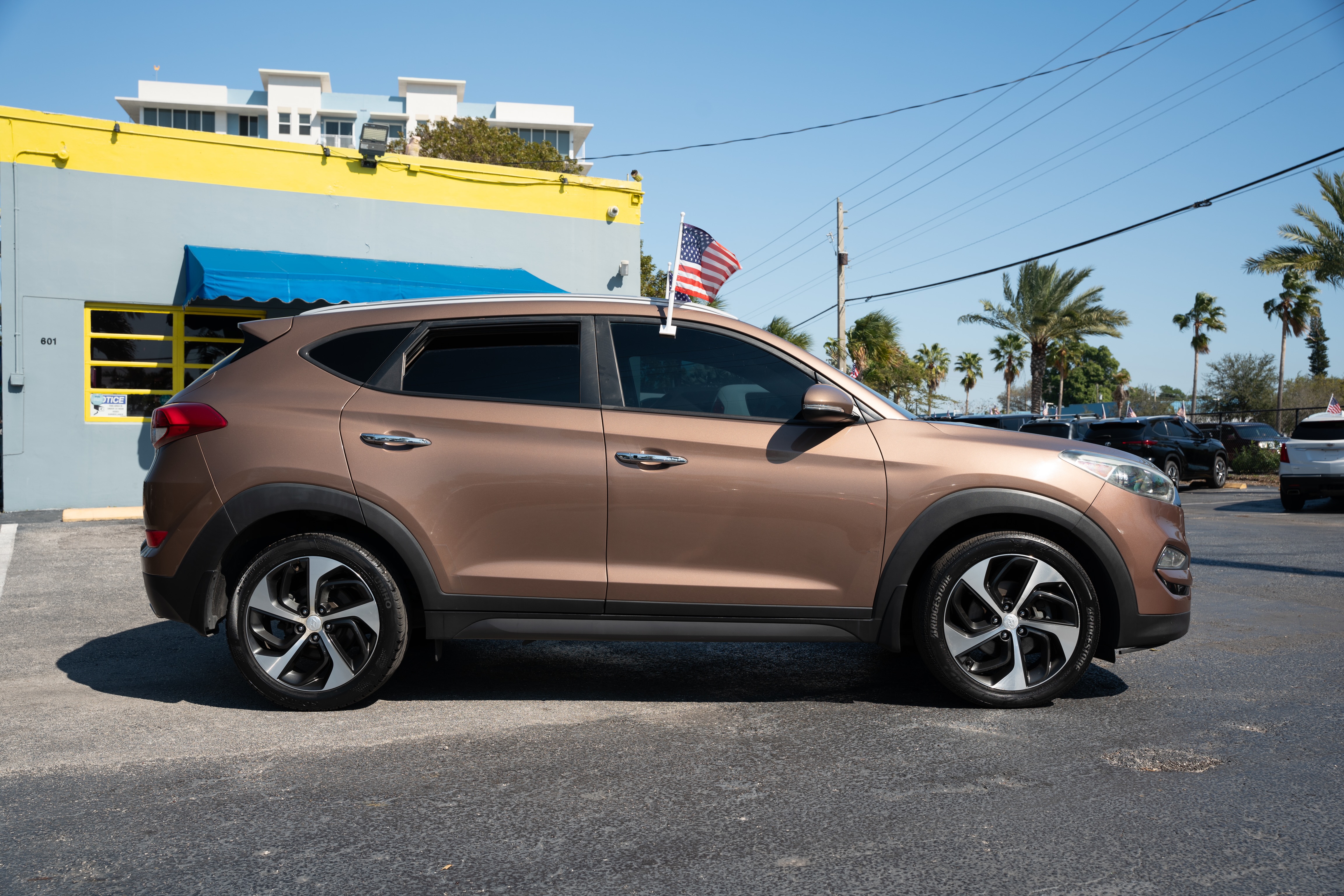 2016 Hyundai Tucson - $11,900