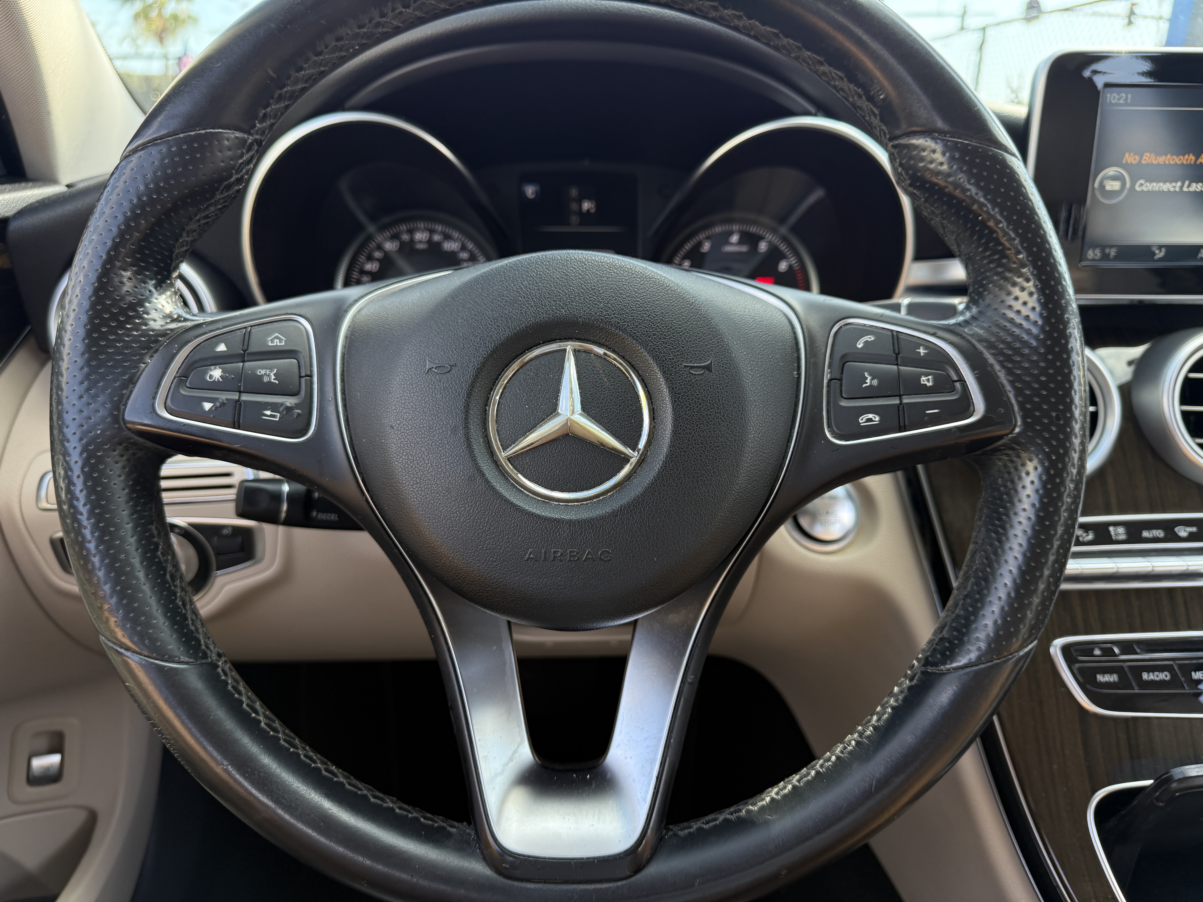 2016 Mercedes-Benz C-Class - $15,900