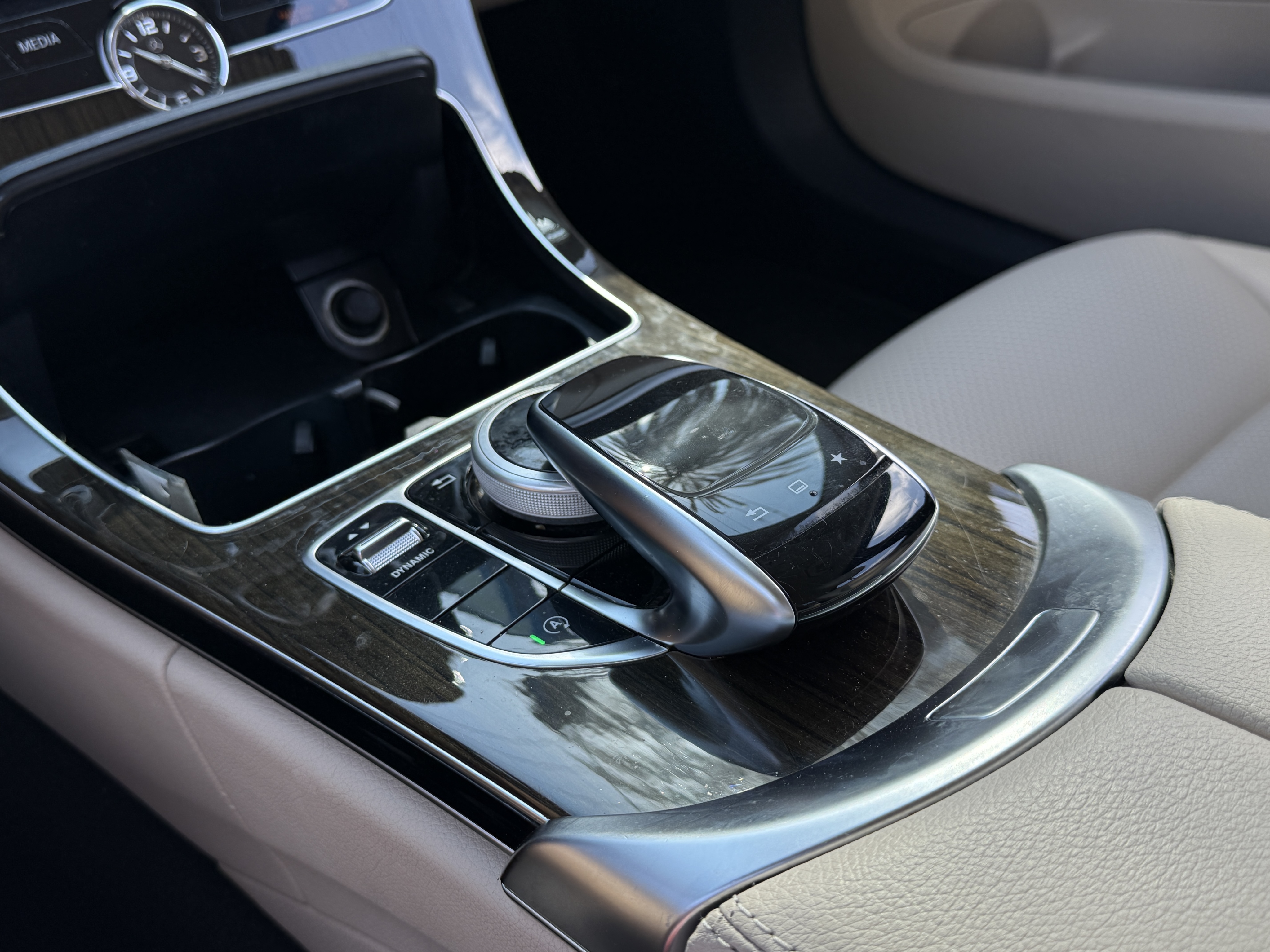 2016 Mercedes-Benz C-Class - $15,900