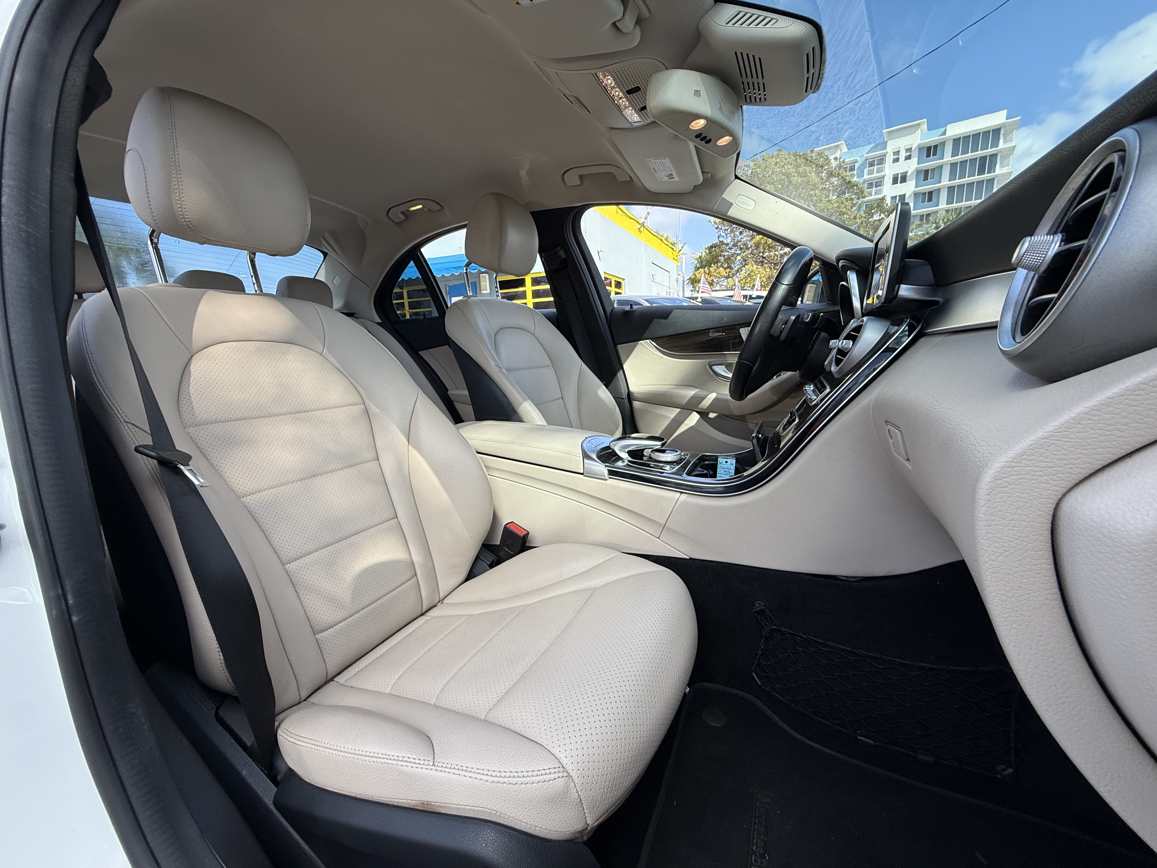 2016 Mercedes-Benz C-Class - $15,900