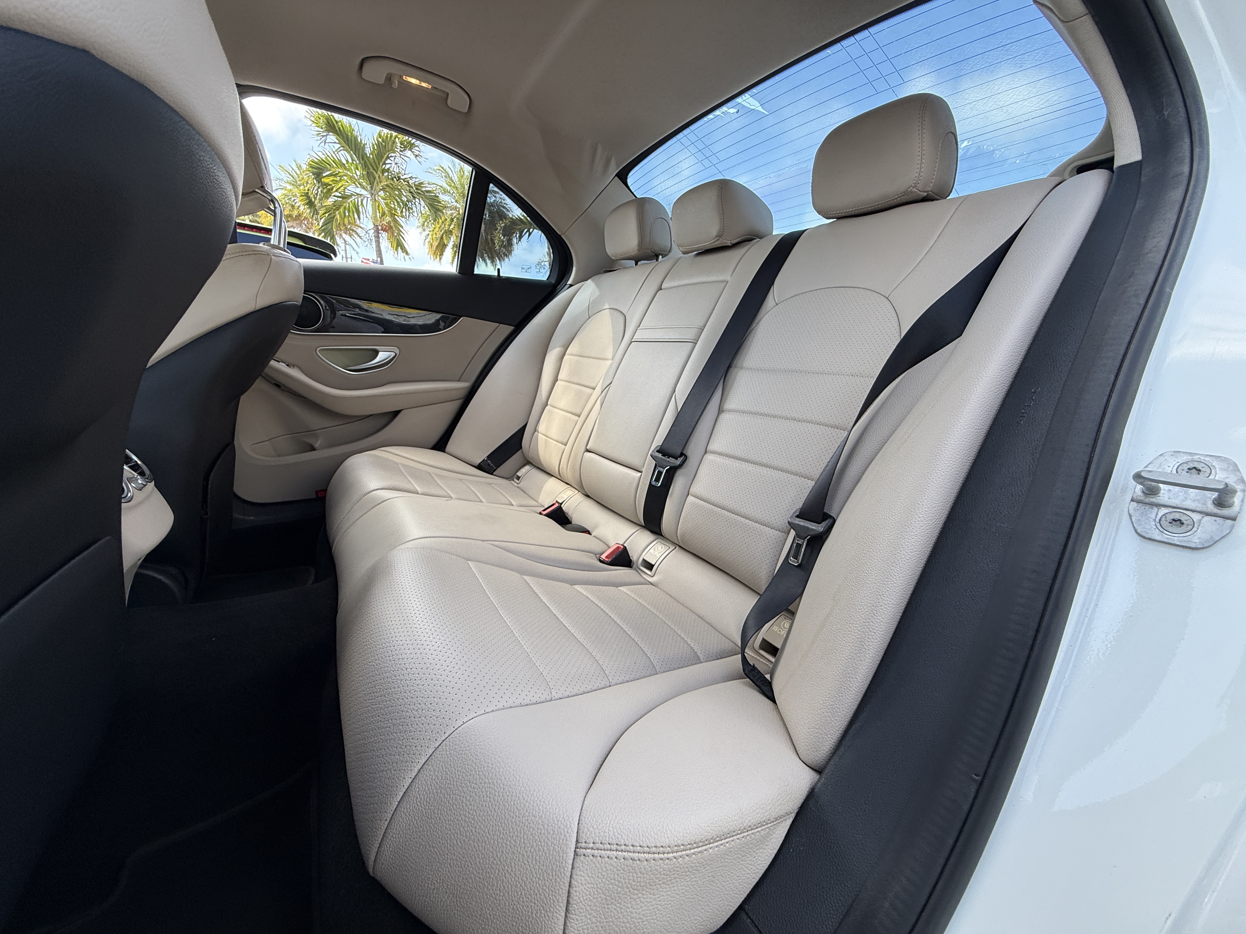 2016 Mercedes-Benz C-Class - $15,900