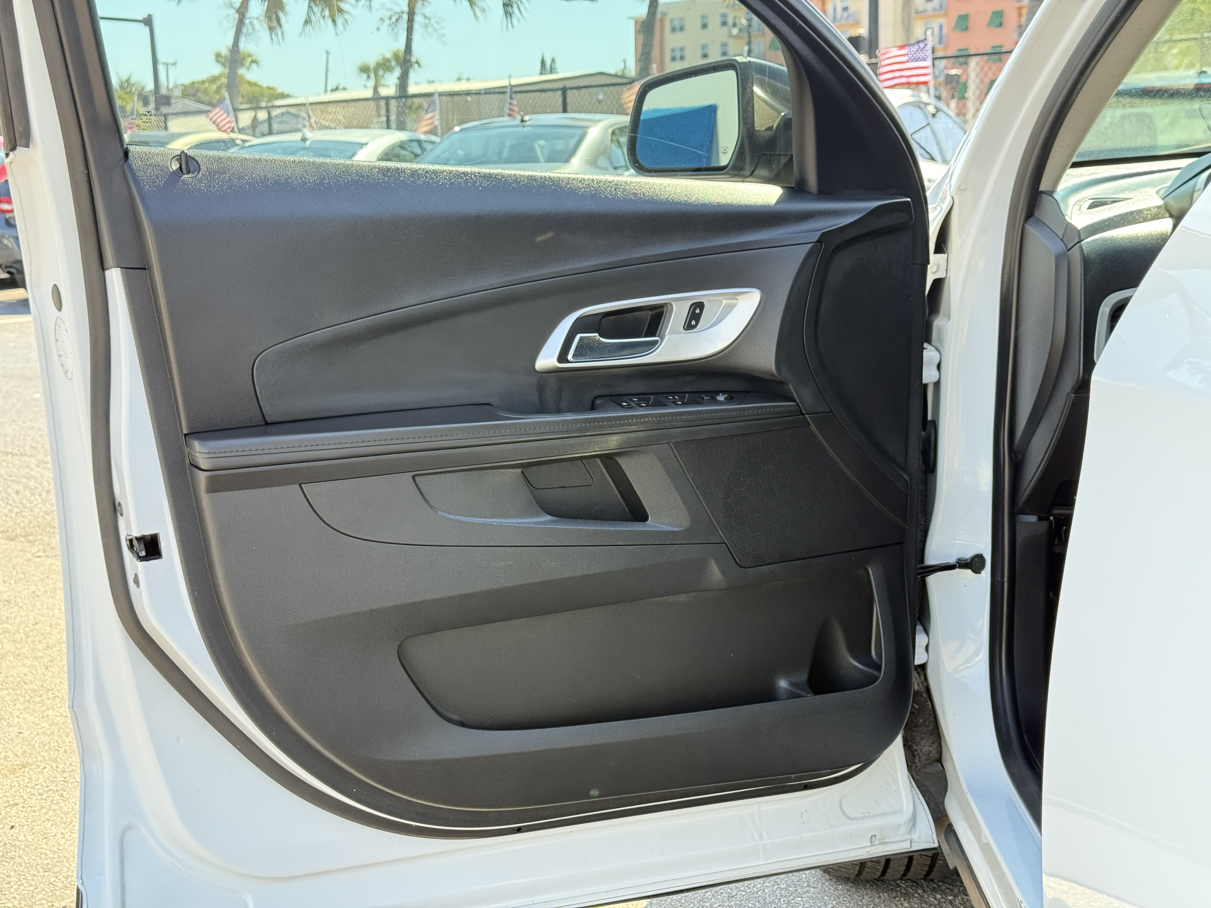 2017 Chevrolet Equinox - $8,900