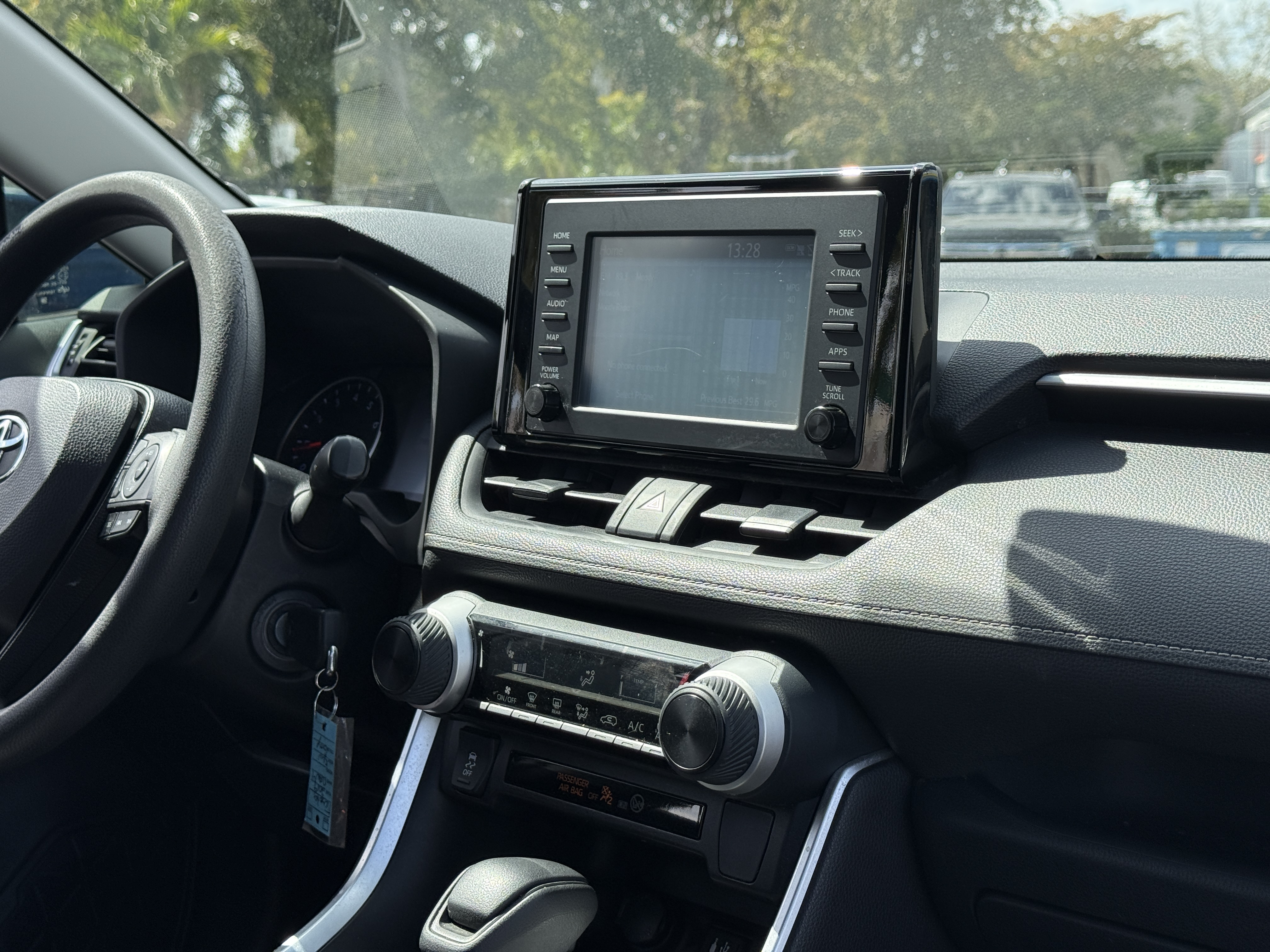 2019 Toyota RAV4 - $15,900