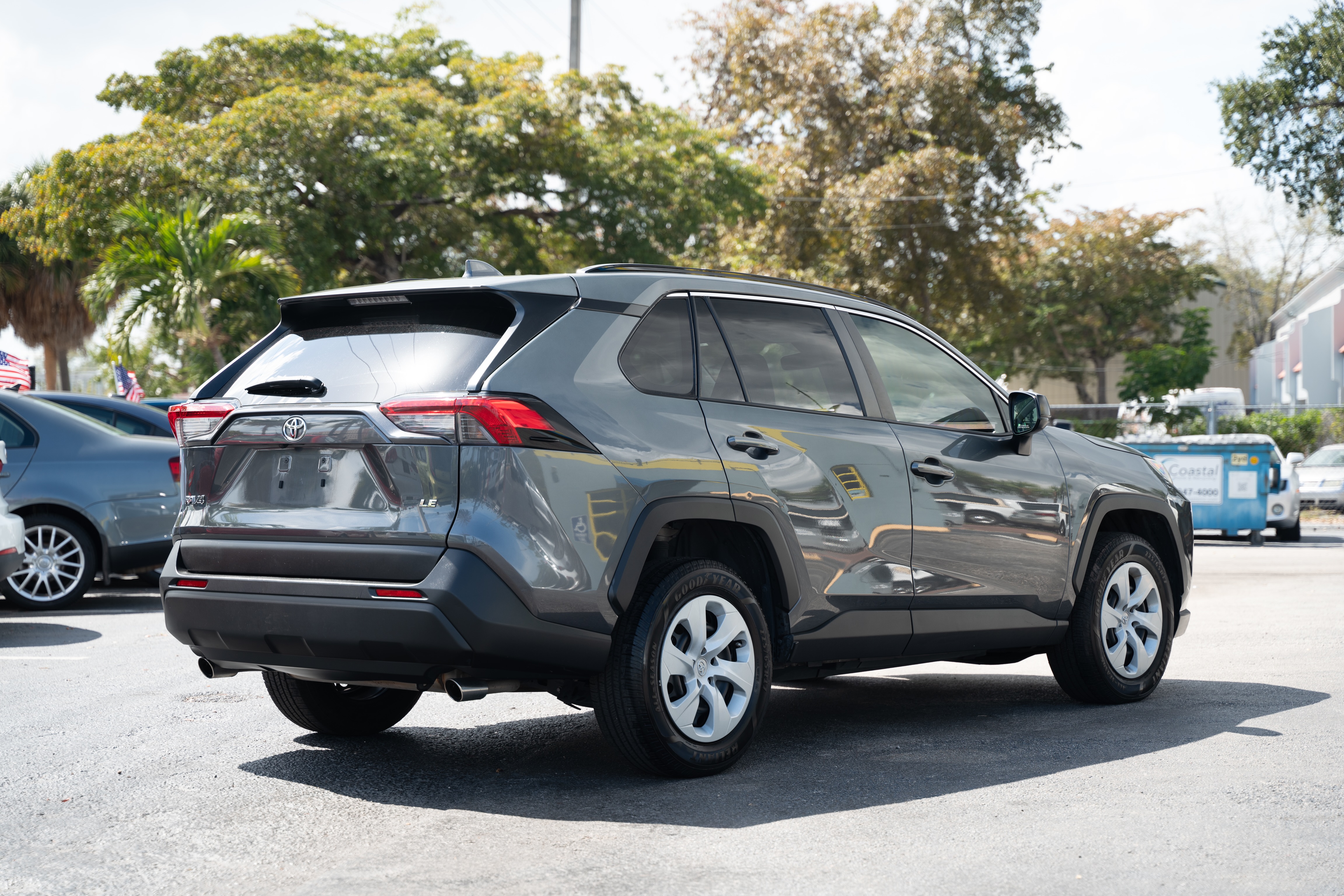 2019 Toyota RAV4 - $15,900