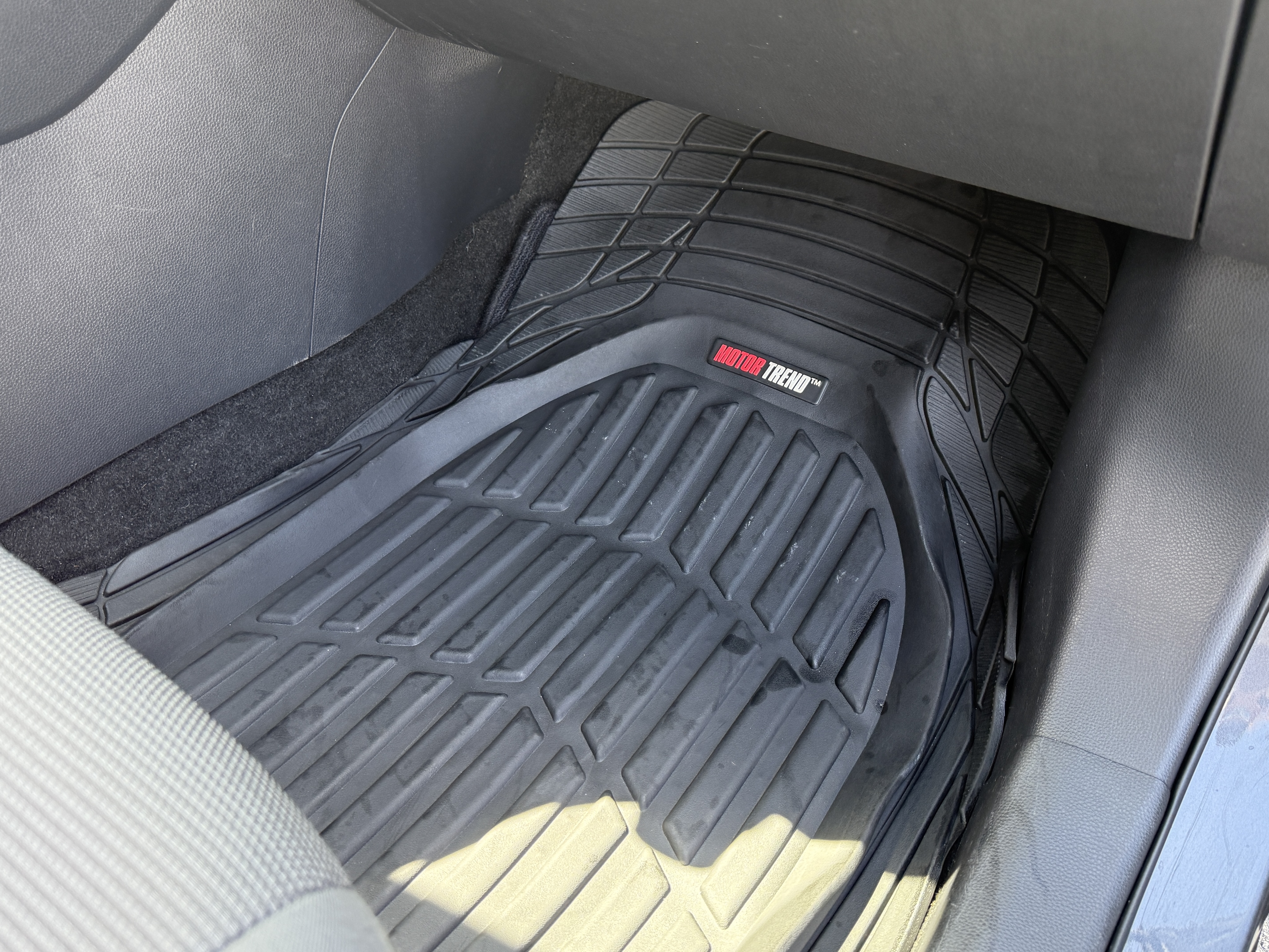 2019 Toyota RAV4 - $15,900