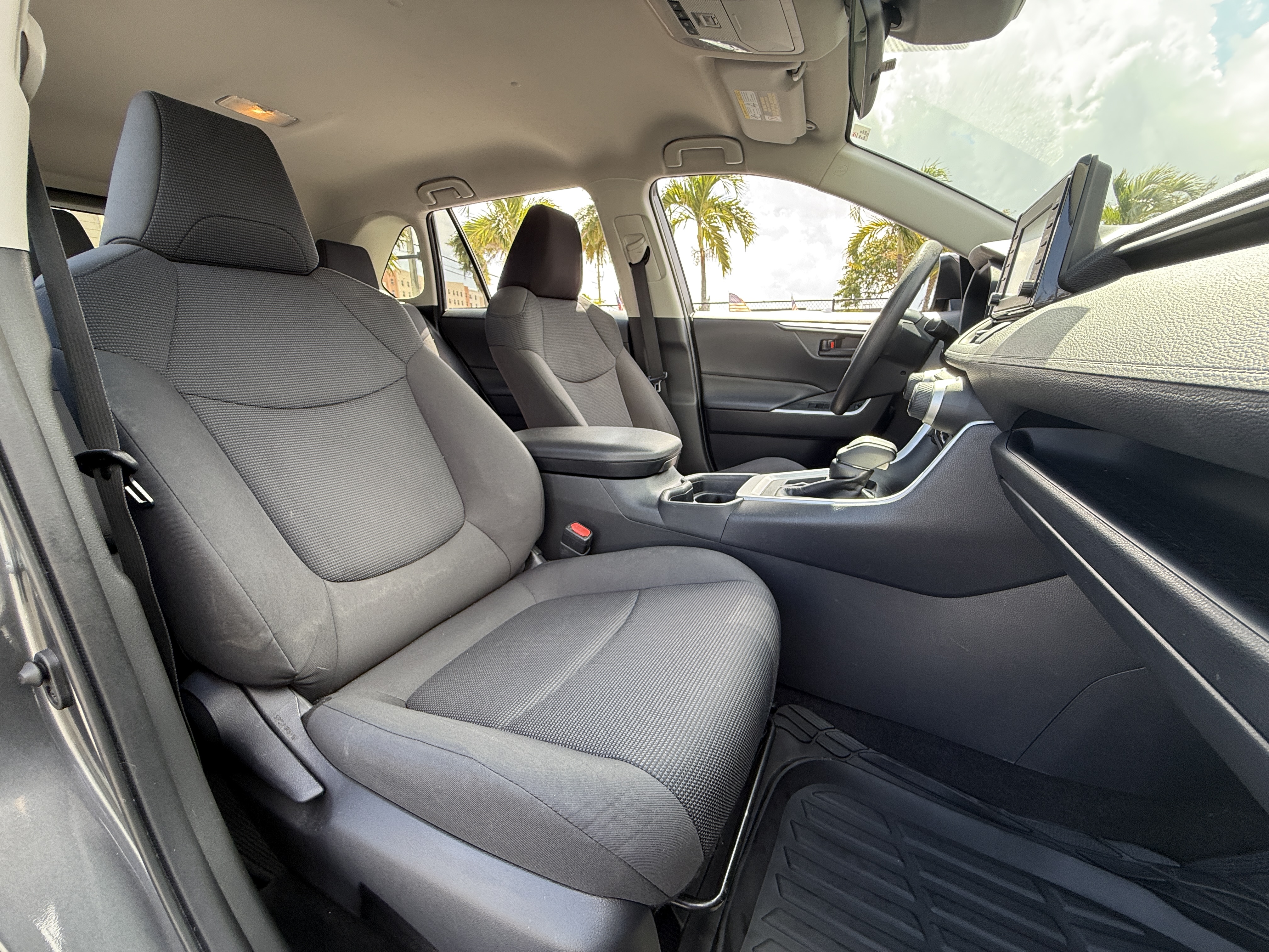 2019 Toyota RAV4 - $15,900