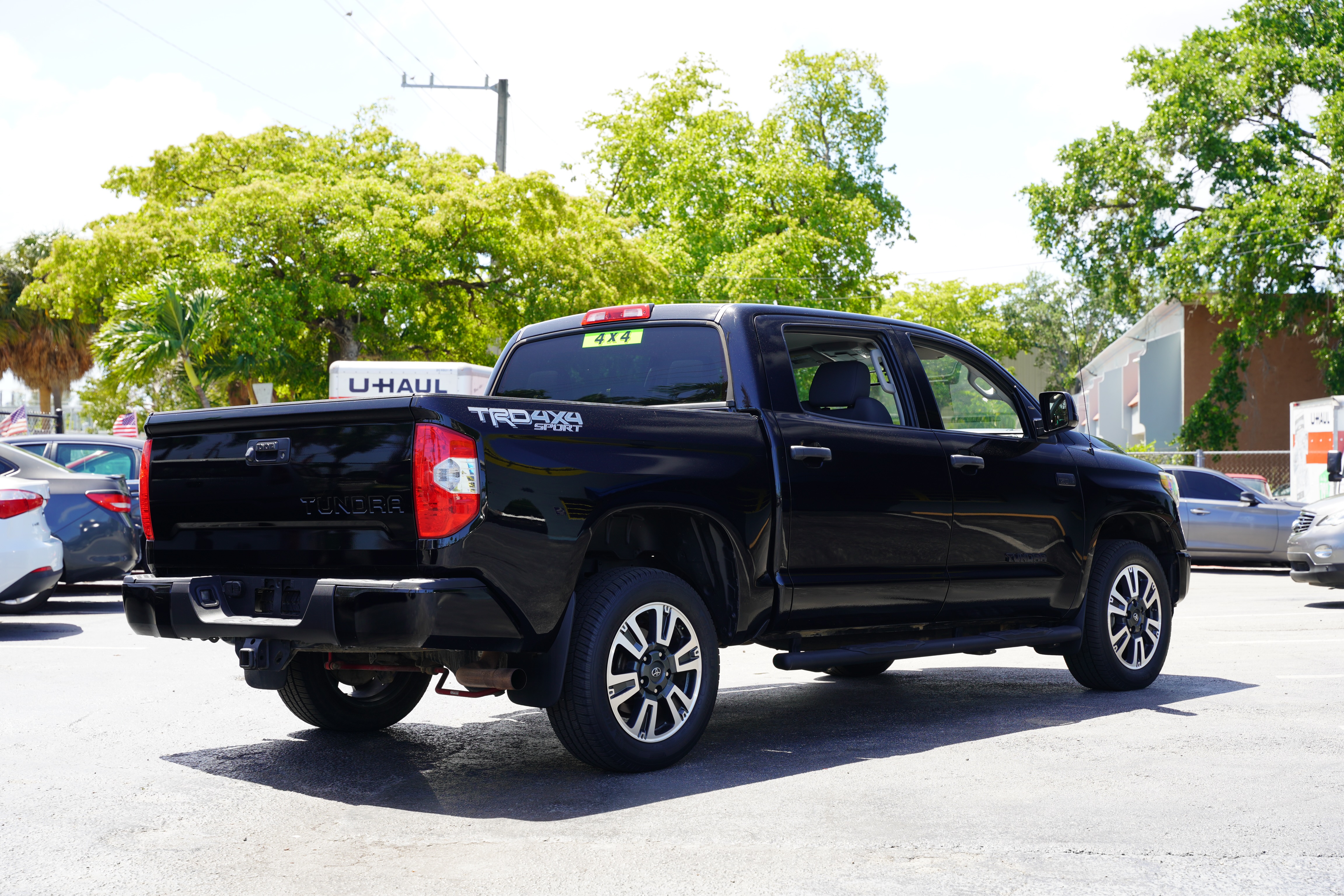 2019 Toyota Tundra - $33,900