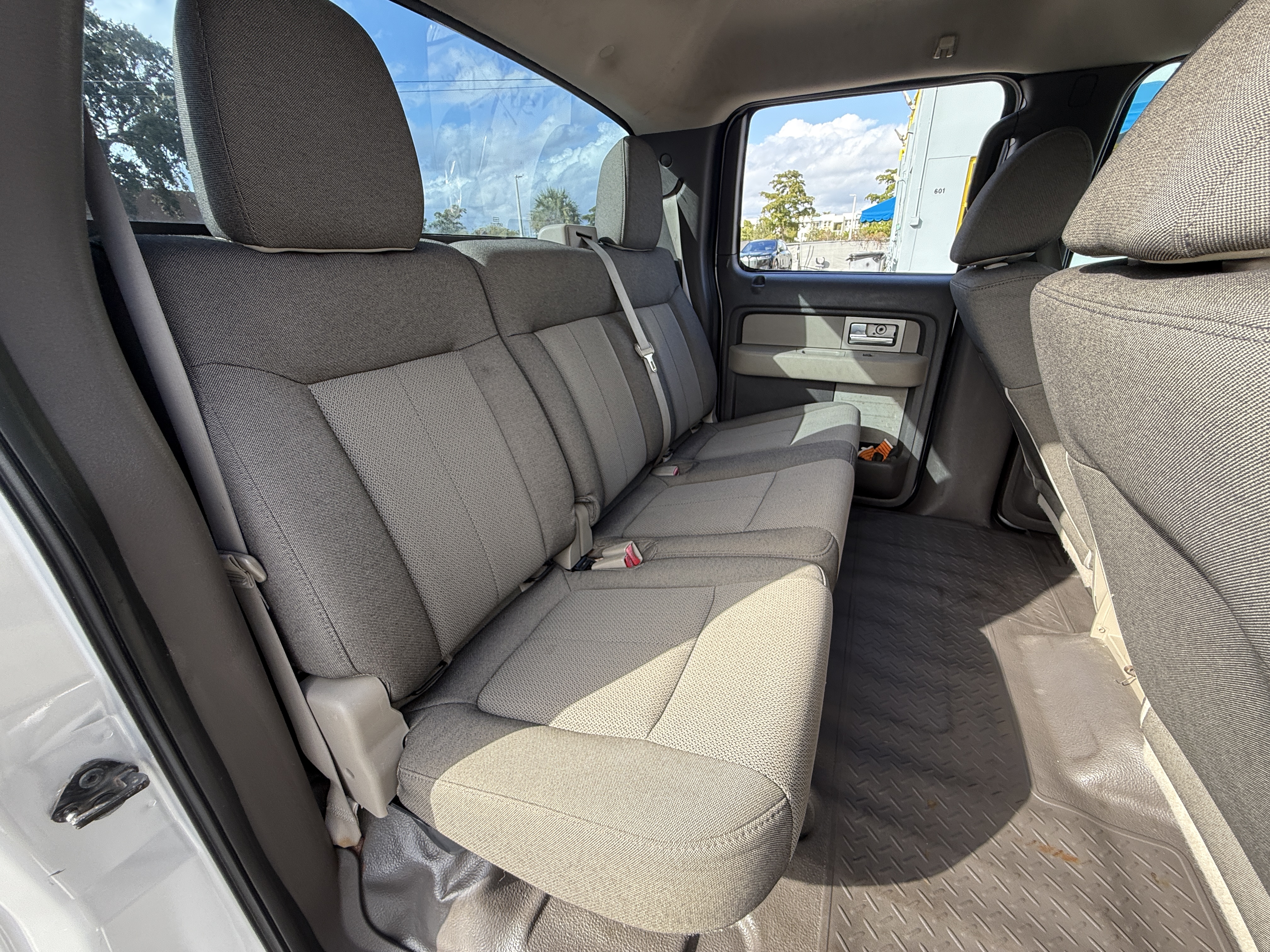 2010 Ford F-150 - $11,900
