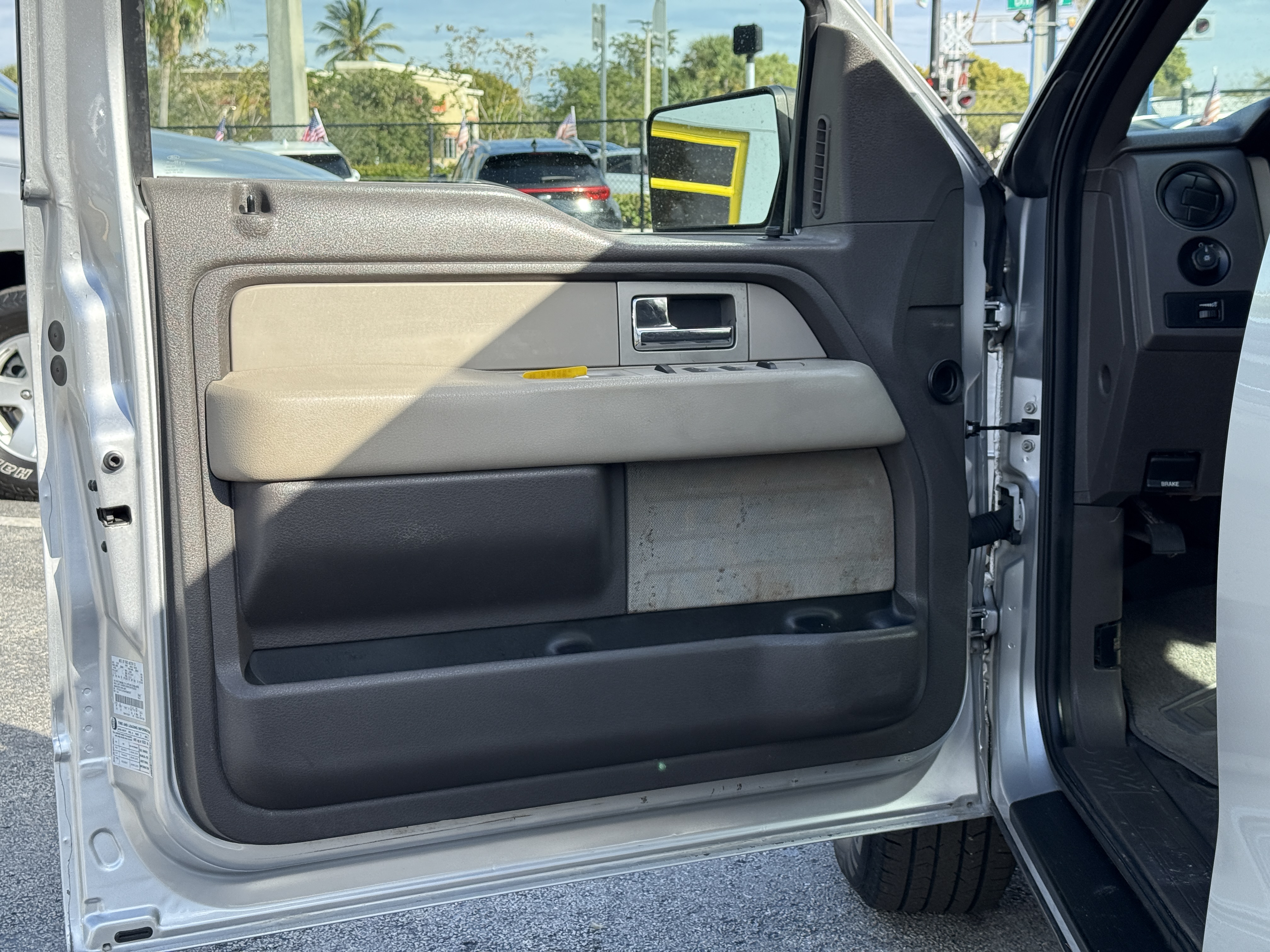 2010 Ford F-150 - $11,900