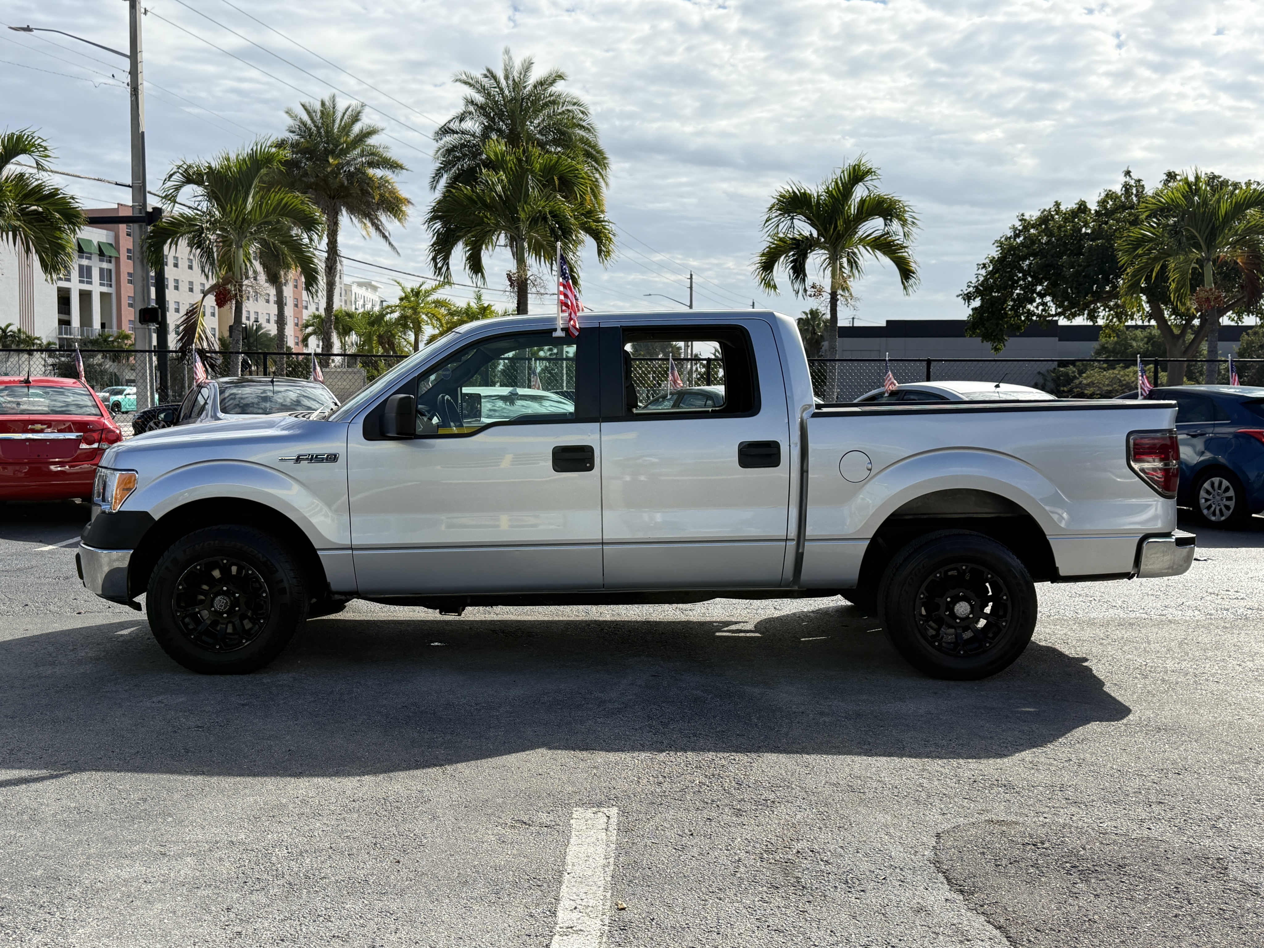 2010 Ford F-150 - $11,900