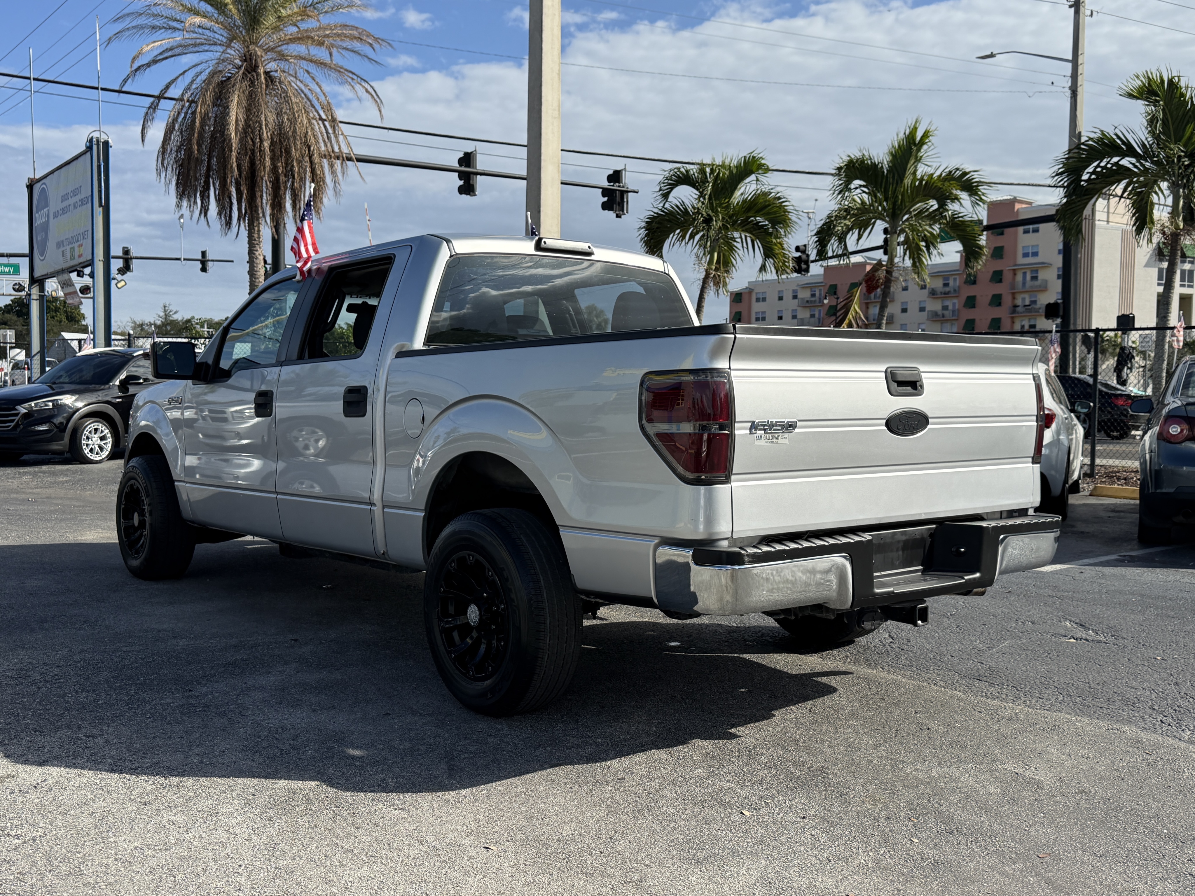 2010 Ford F-150 - $11,900