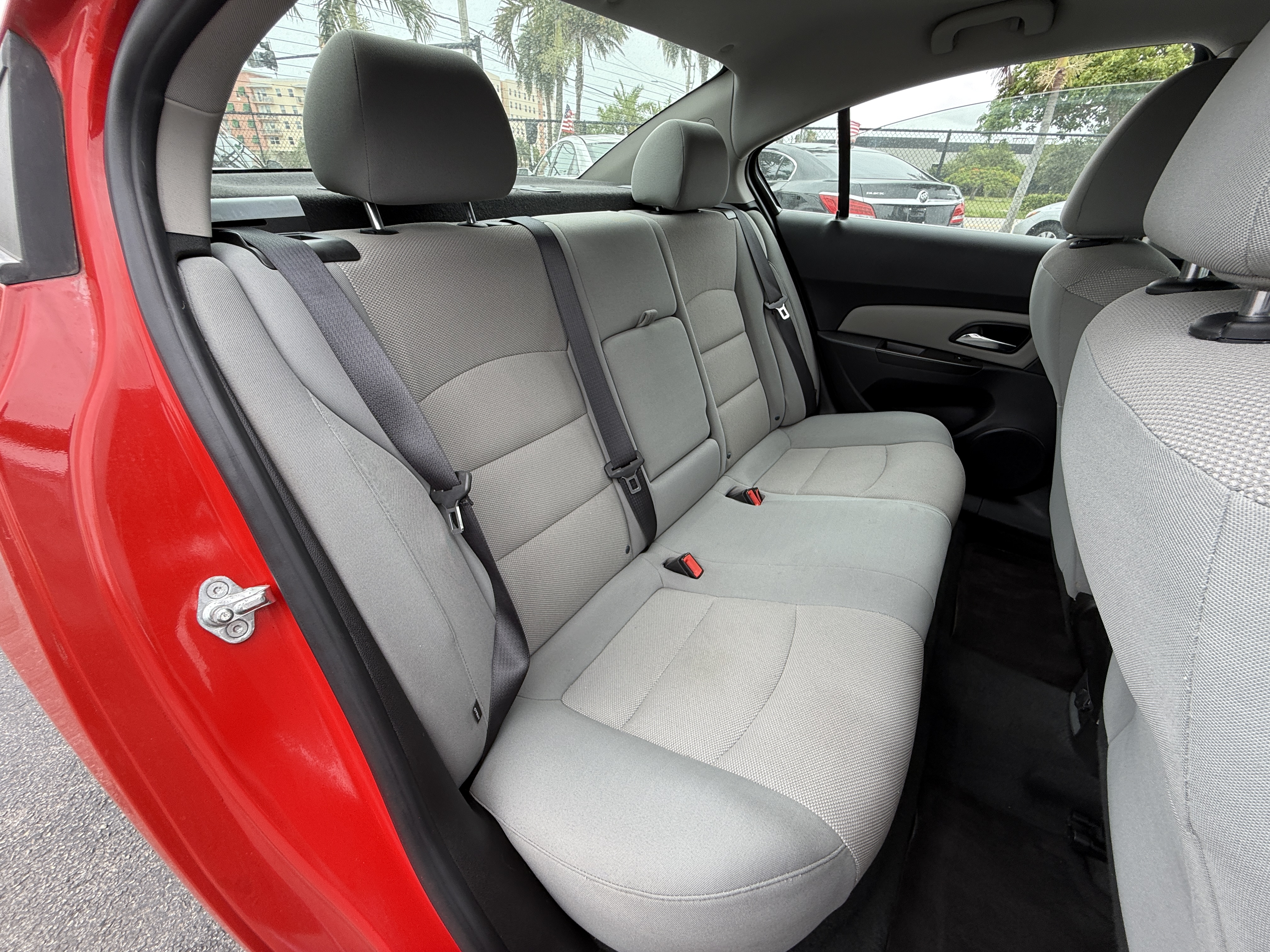 2016 Chevrolet Cruze - $9,900