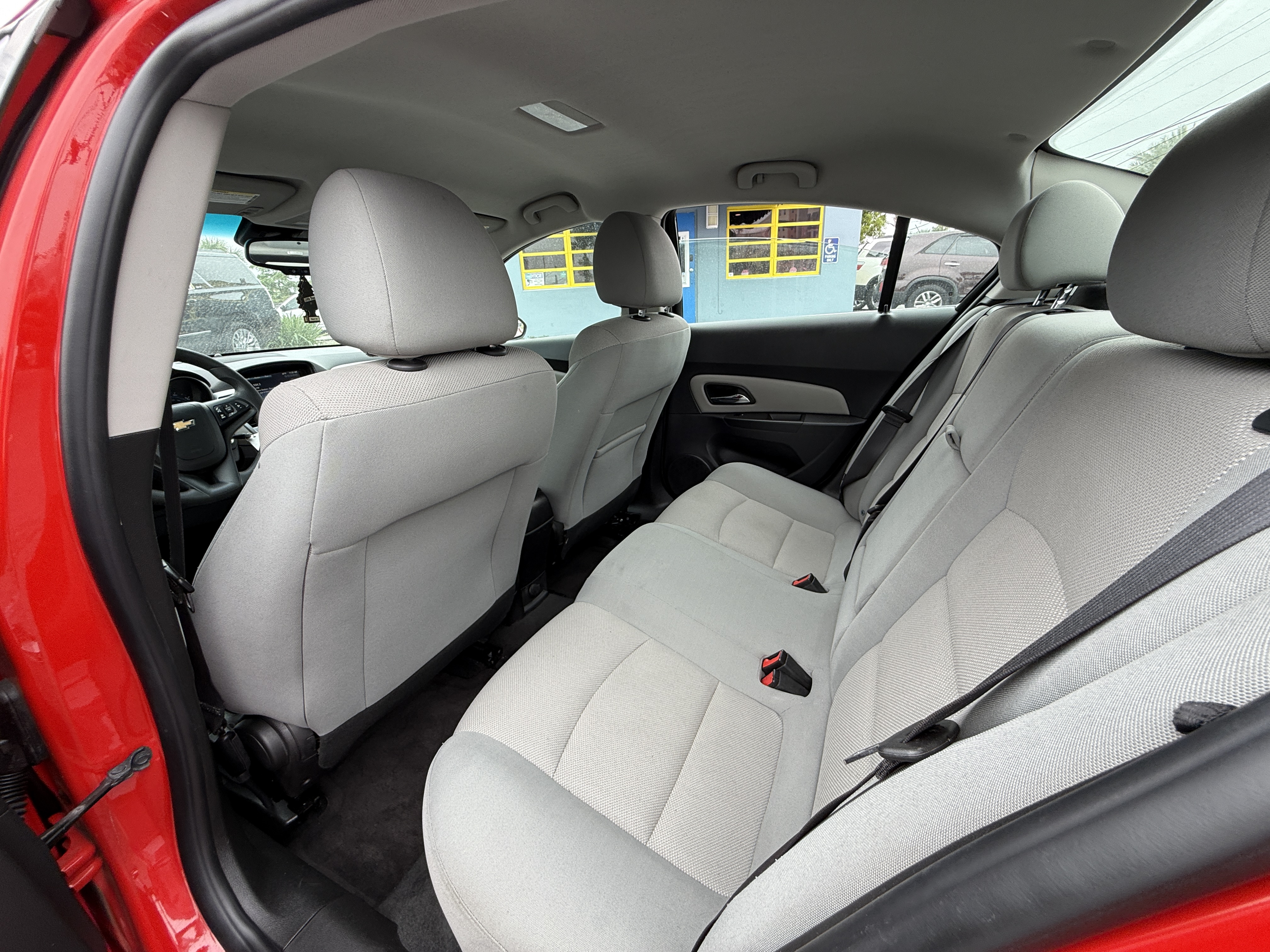2016 Chevrolet Cruze - $9,900
