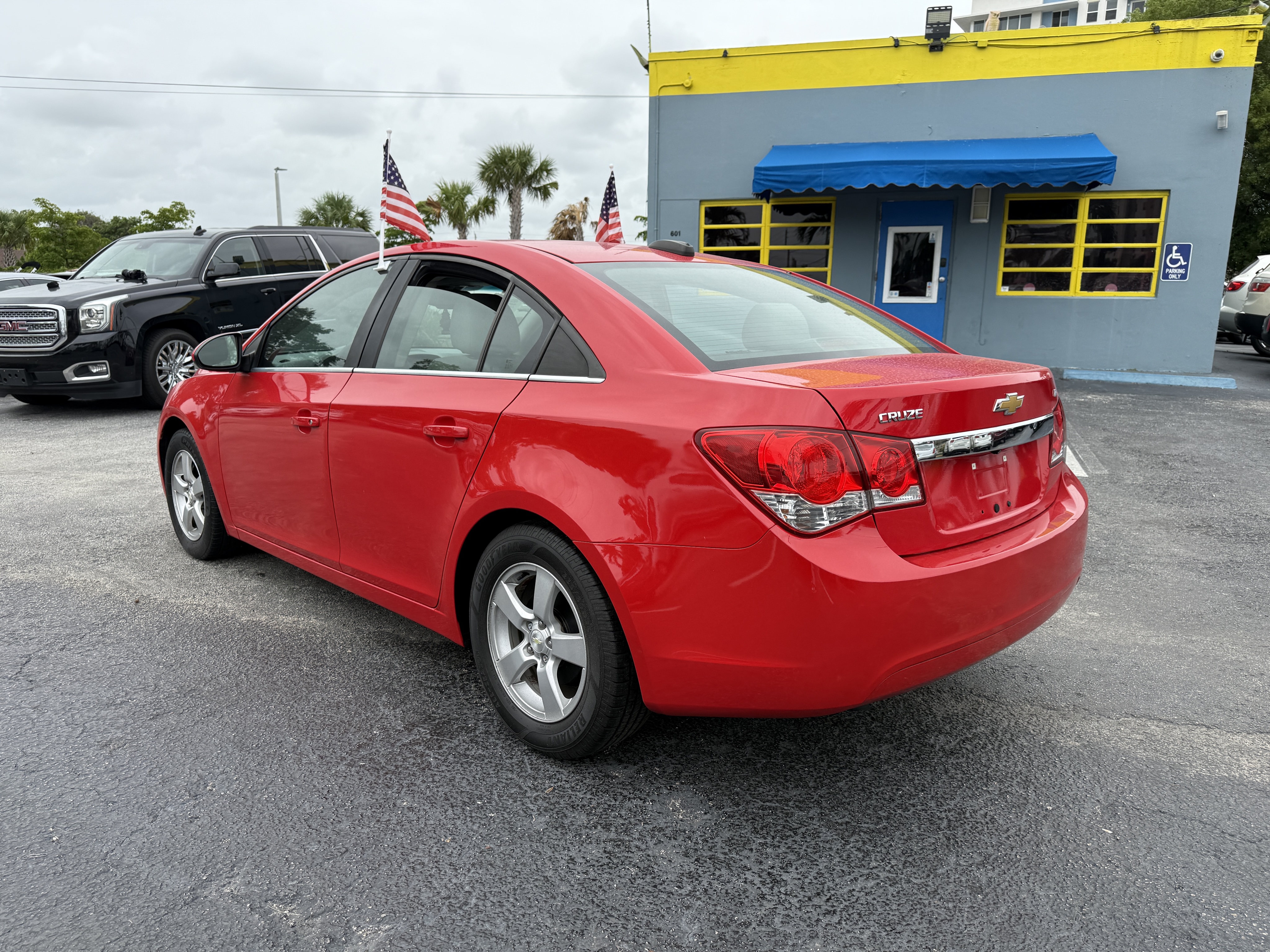 2016 Chevrolet Cruze - $9,900