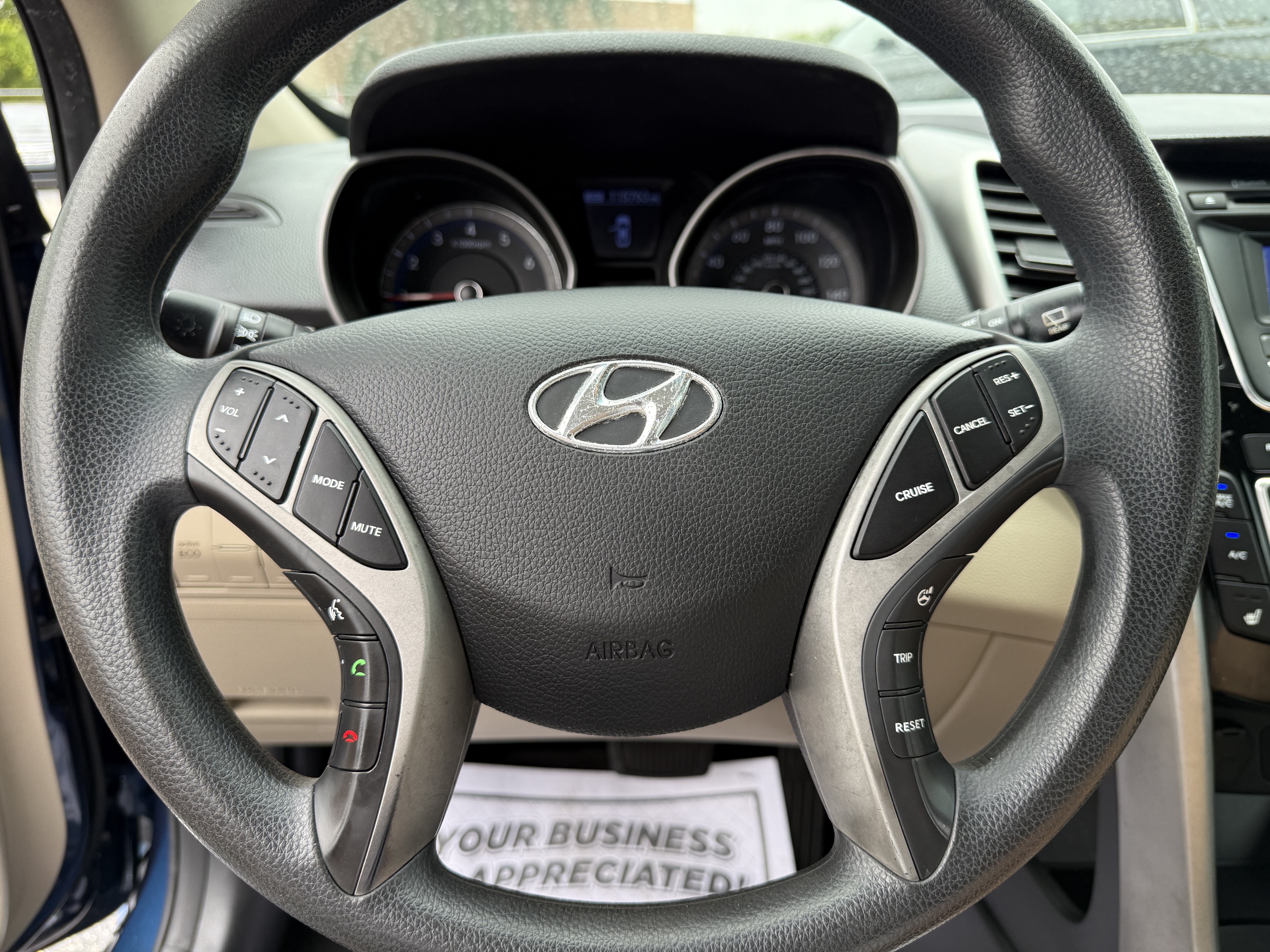 2016 Hyundai Elantra - $8,900
