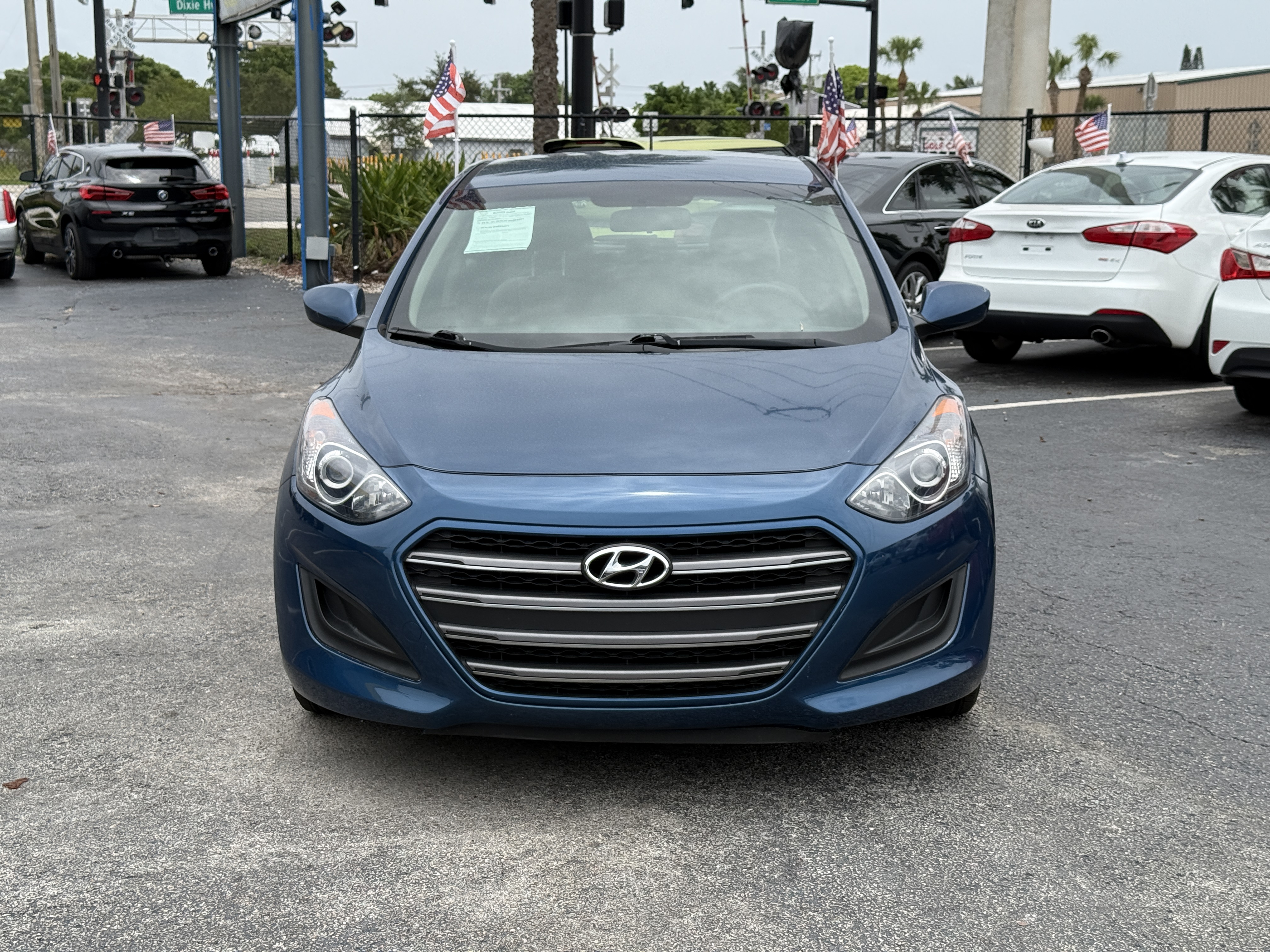 2016 Hyundai Elantra - $8,900