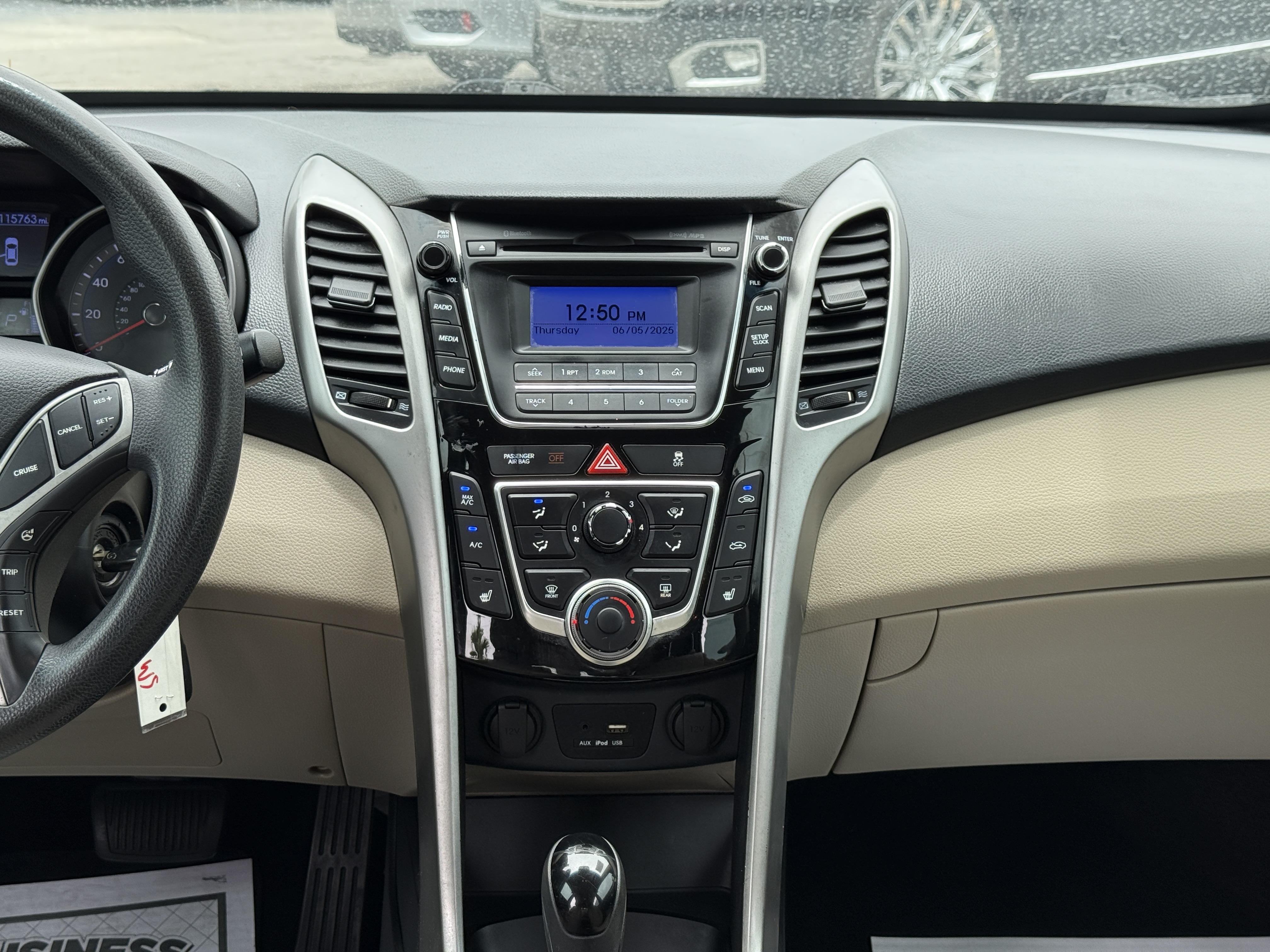 2016 Hyundai Elantra - $8,900
