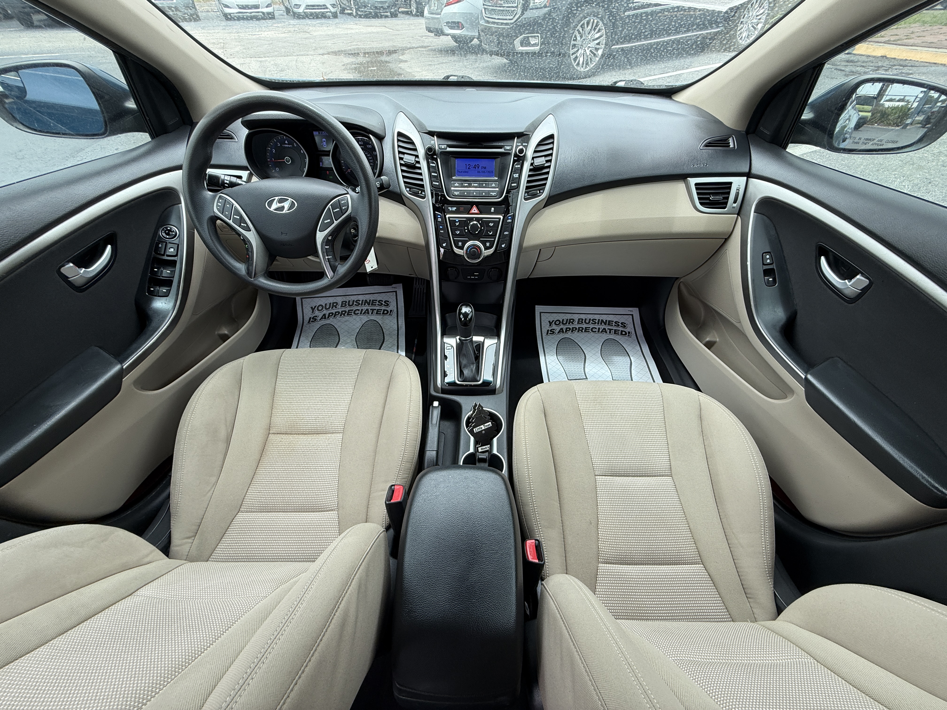 2016 Hyundai Elantra - $8,900