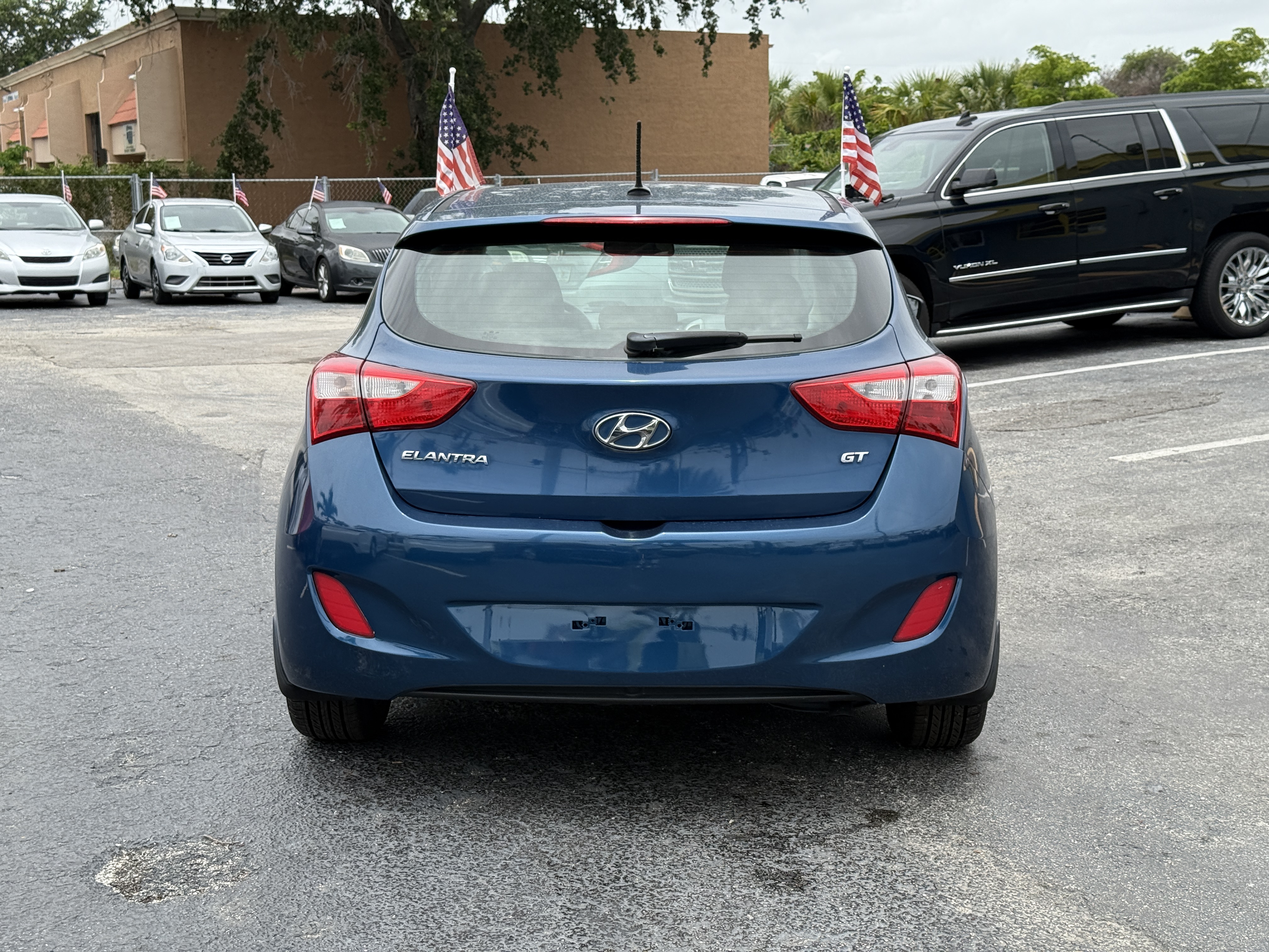 2016 Hyundai Elantra - $8,900