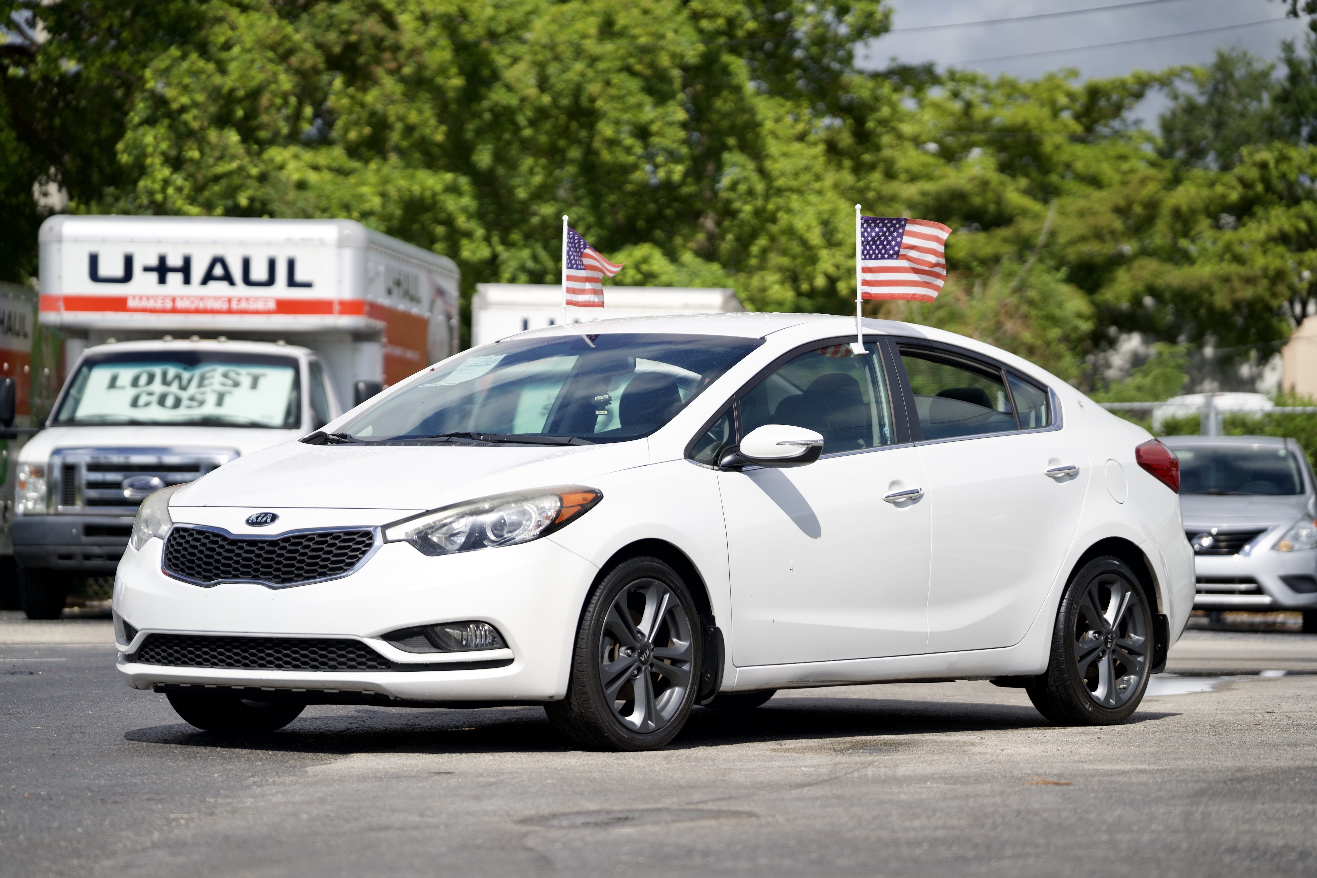 2016 Kia Forte - $10,900