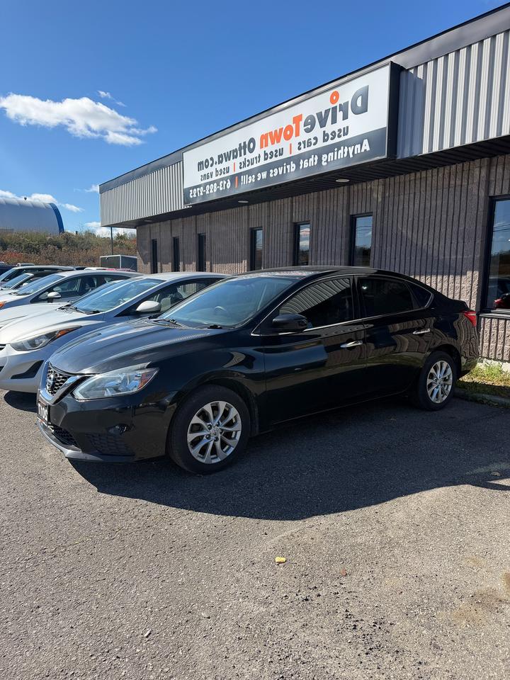 Black 2017 Nissan Sentra Sedan Front-Wheel Drive Continuously Variable Transmission
