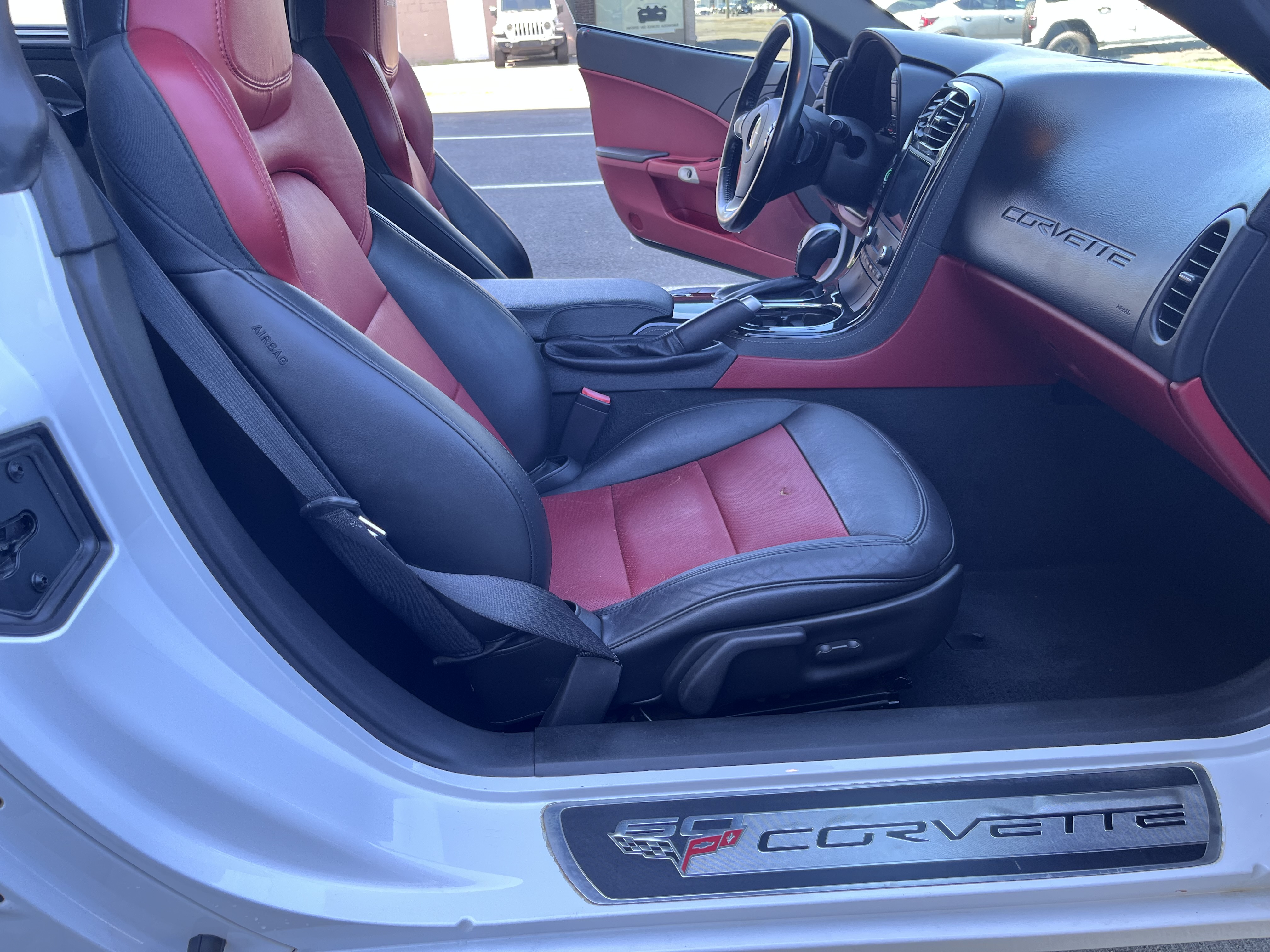 View vehicle photo 5