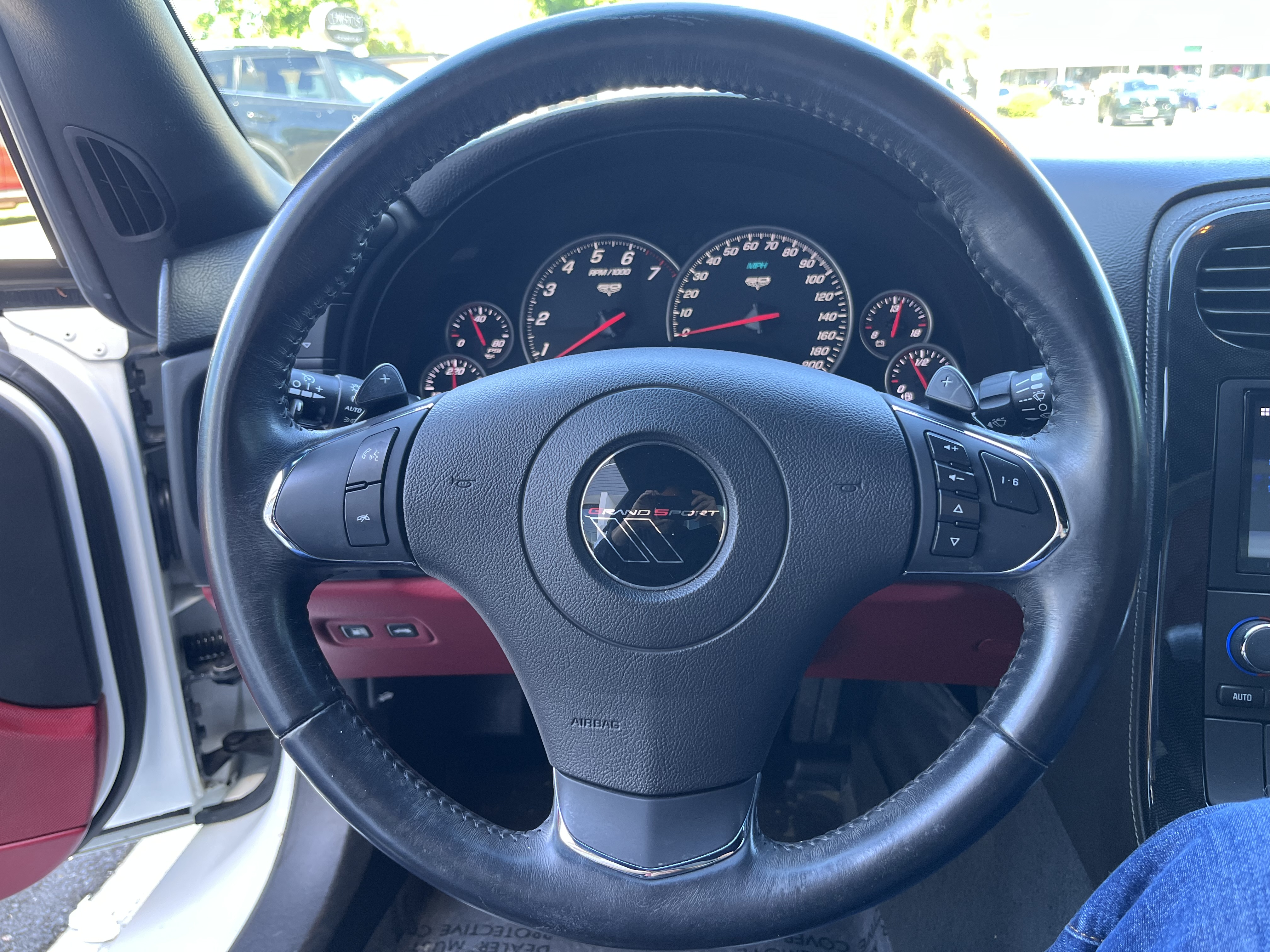 View vehicle photo 6