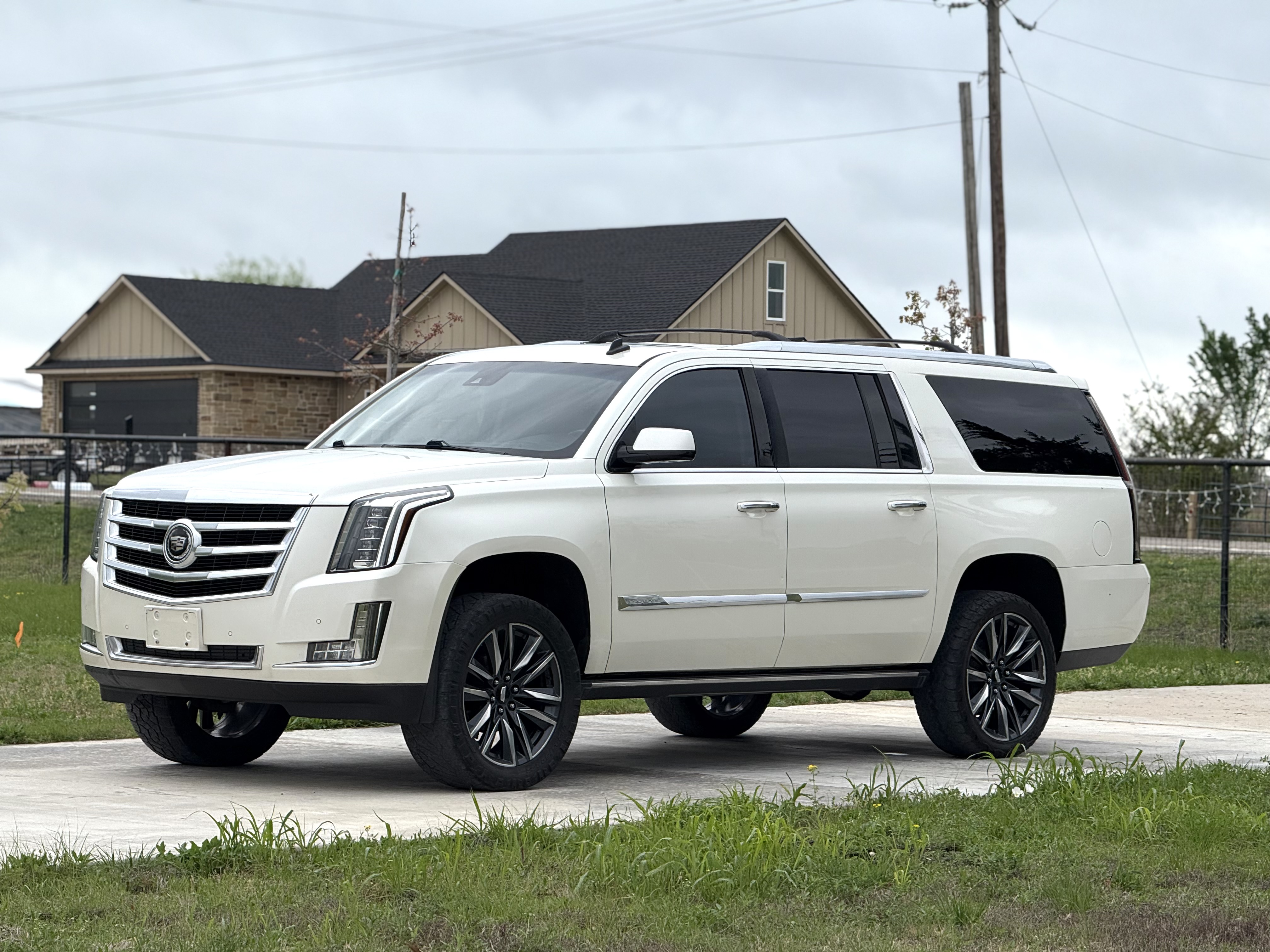 White 2015 Cadillac Escalade ESV Premium RWD SUV / Crossover Rear-Wheel Drive Automatic