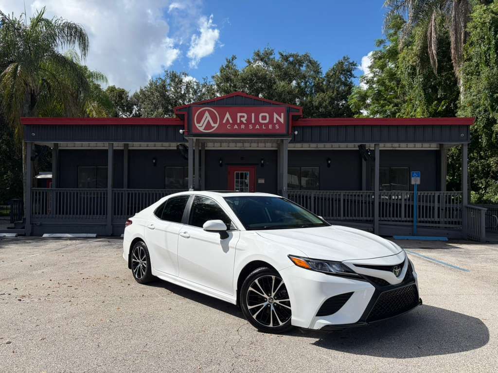 2020 TOYOTA CAMRY SE