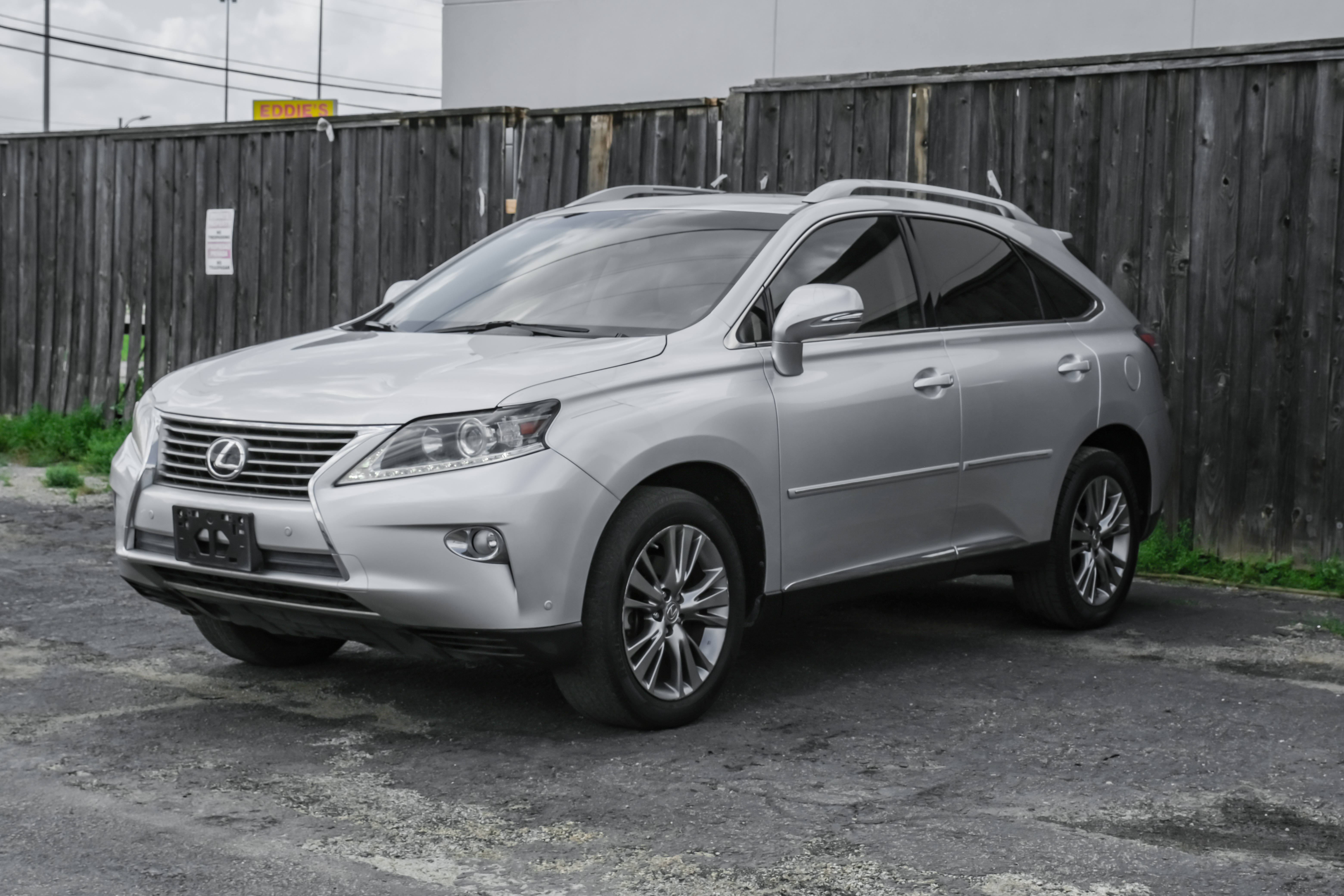 View vehicle photo 2