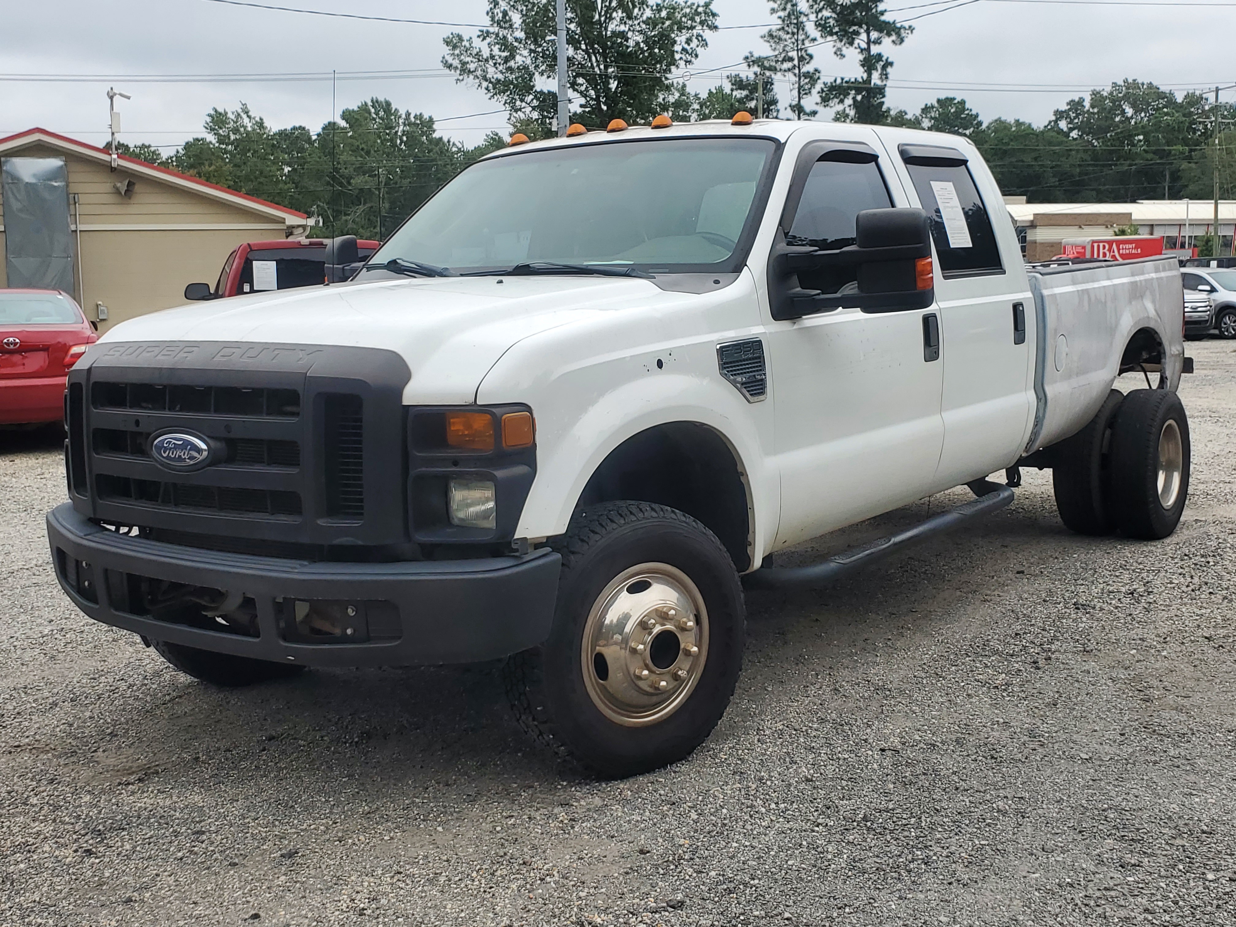 White 2009 Ford F-350 Super Duty Chassis Pickup Truck Four-Wheel Drive Automatic
