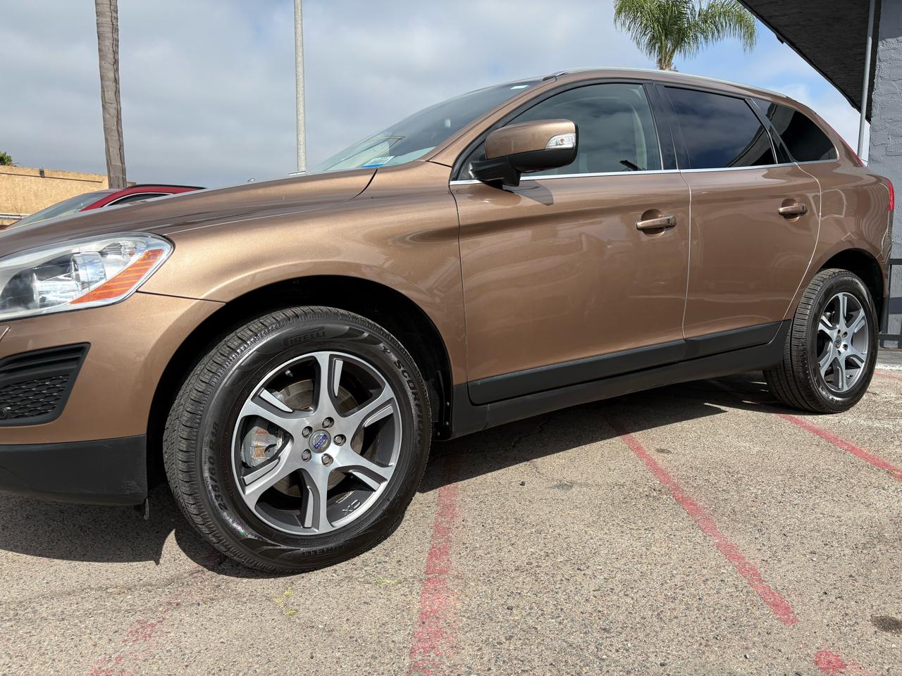 2012 Volvo XC60 T6 AWD