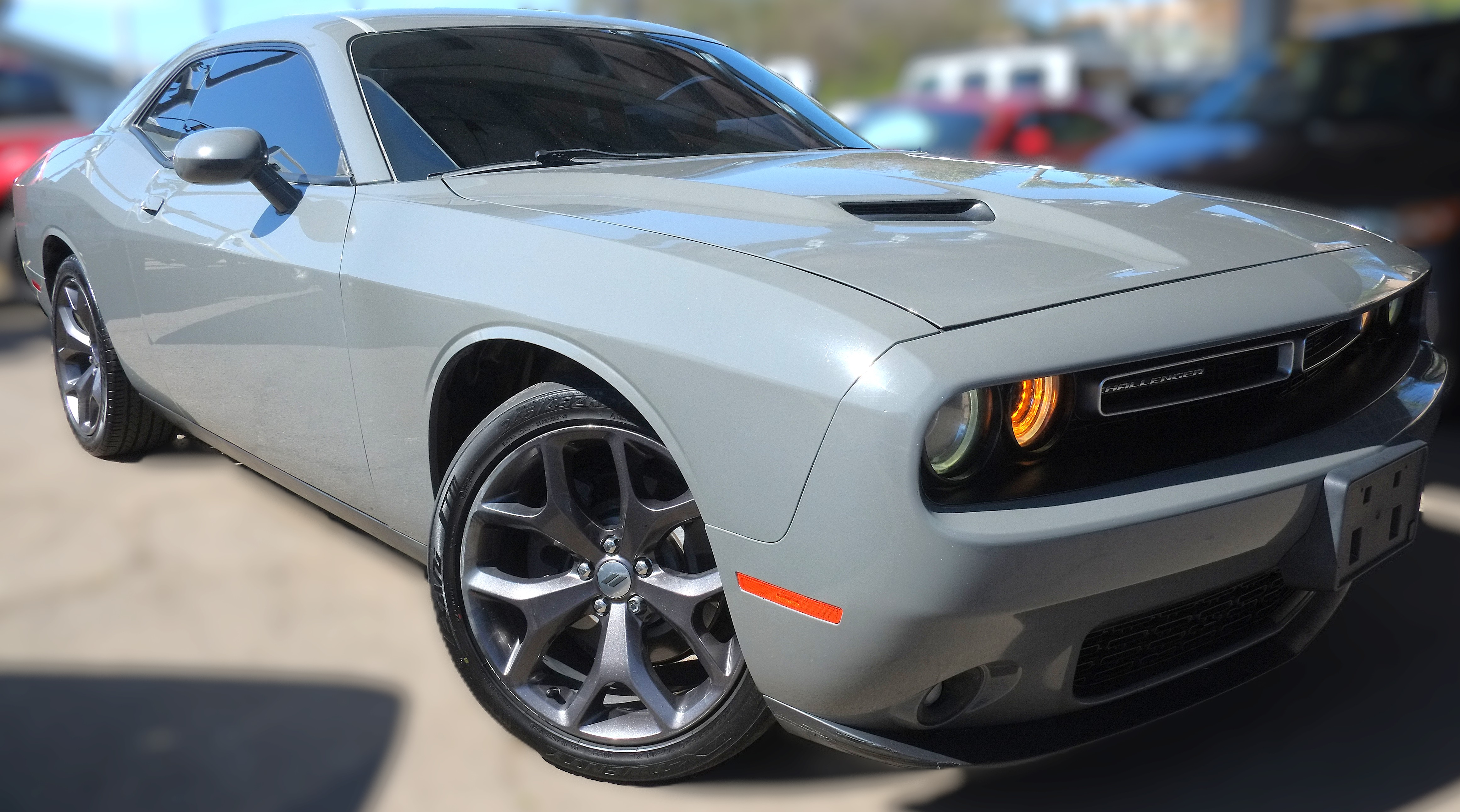 2019 Dodge Challenger SXT RWD