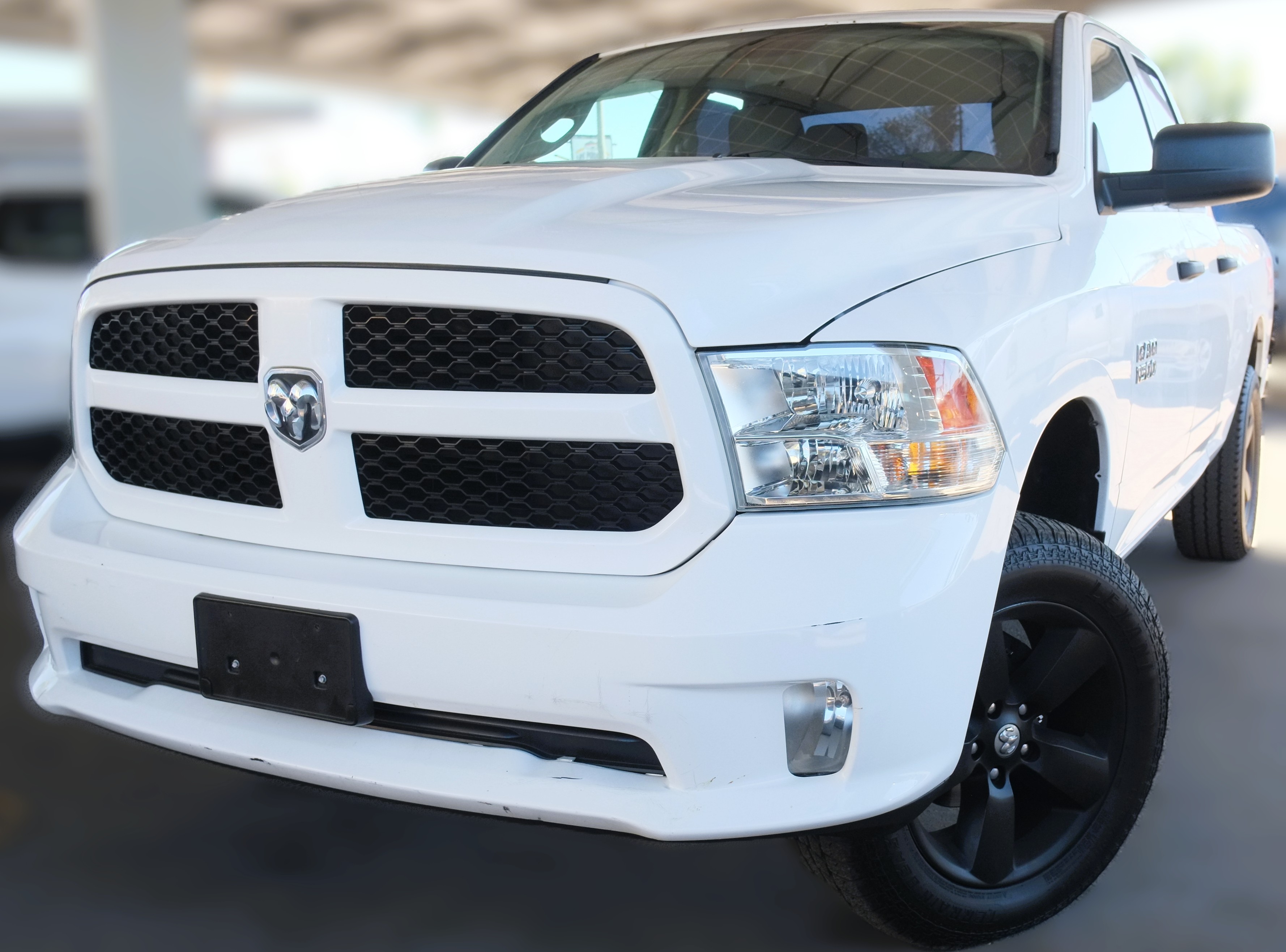 2015 RAM 1500 4WD Quad Cab 140.5 Express