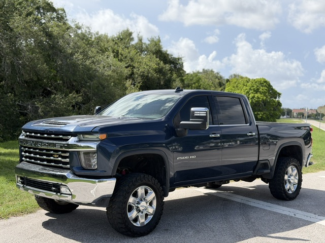 Blue 2020 Chevrolet Silverado 2500HD Pickup Truck Four-Wheel Drive Automatic