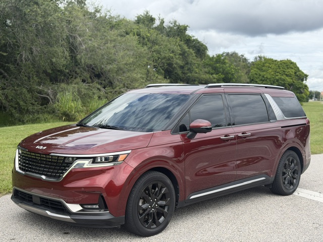 Red (Burgundy) 2023 Kia Carnival Minivan Front-Wheel Drive Automatic