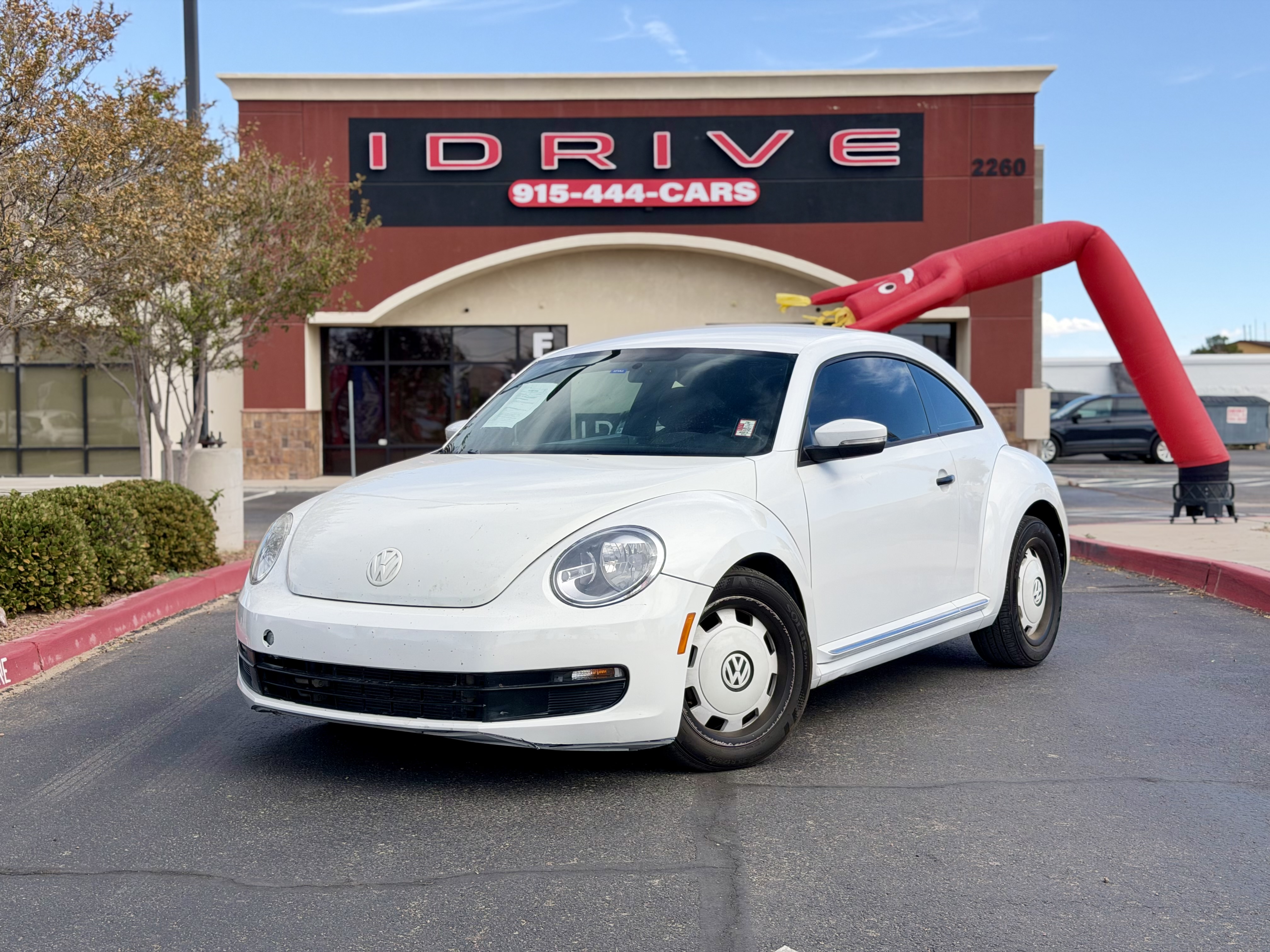 2015 Volkswagen Beetle 2dr Auto 1.8T Classic *Ltd Avail*