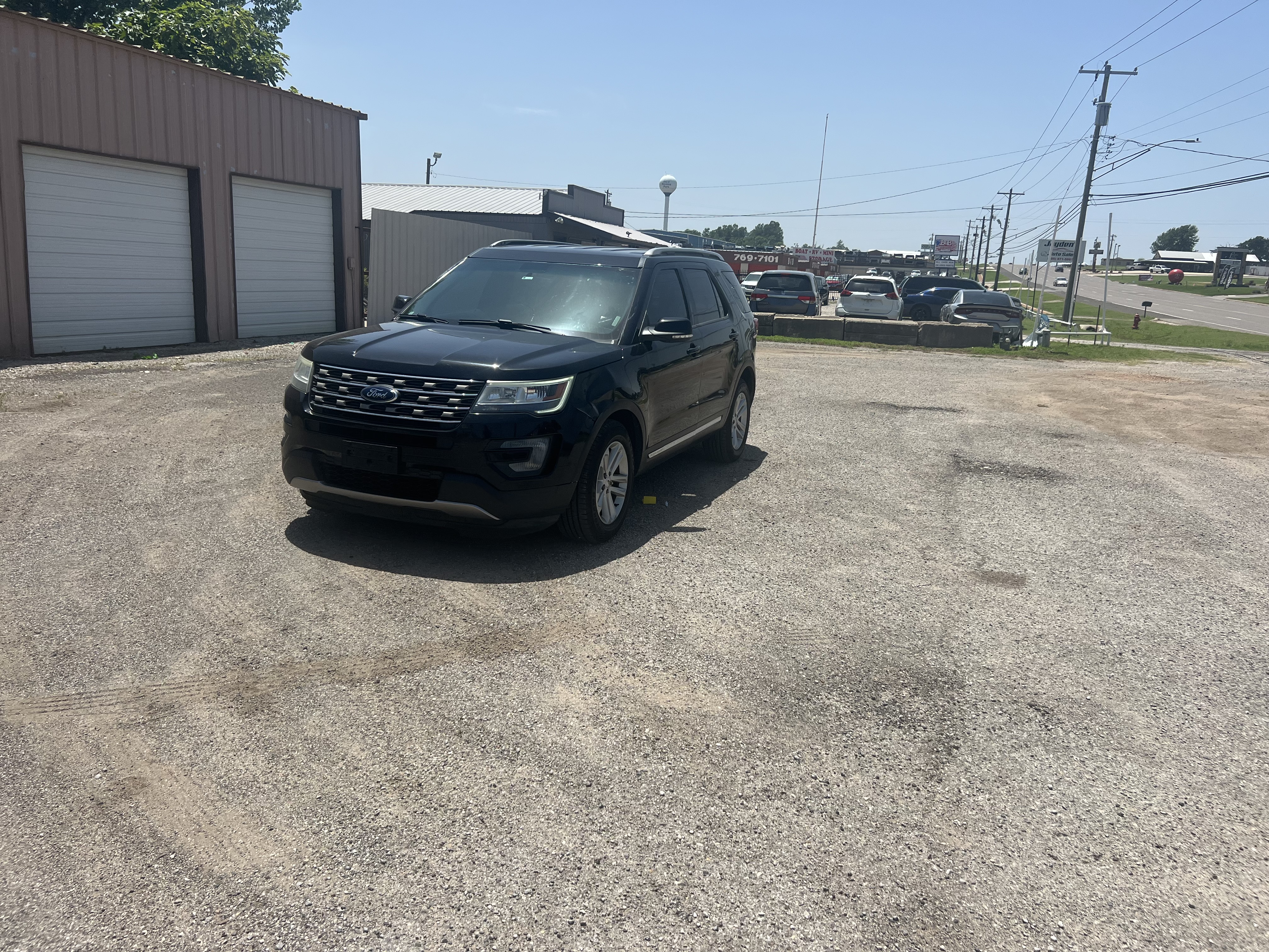 Shadow Black 2016 Ford Explorer SUV / Crossover Front-Wheel Drive 6-Speed Automatic