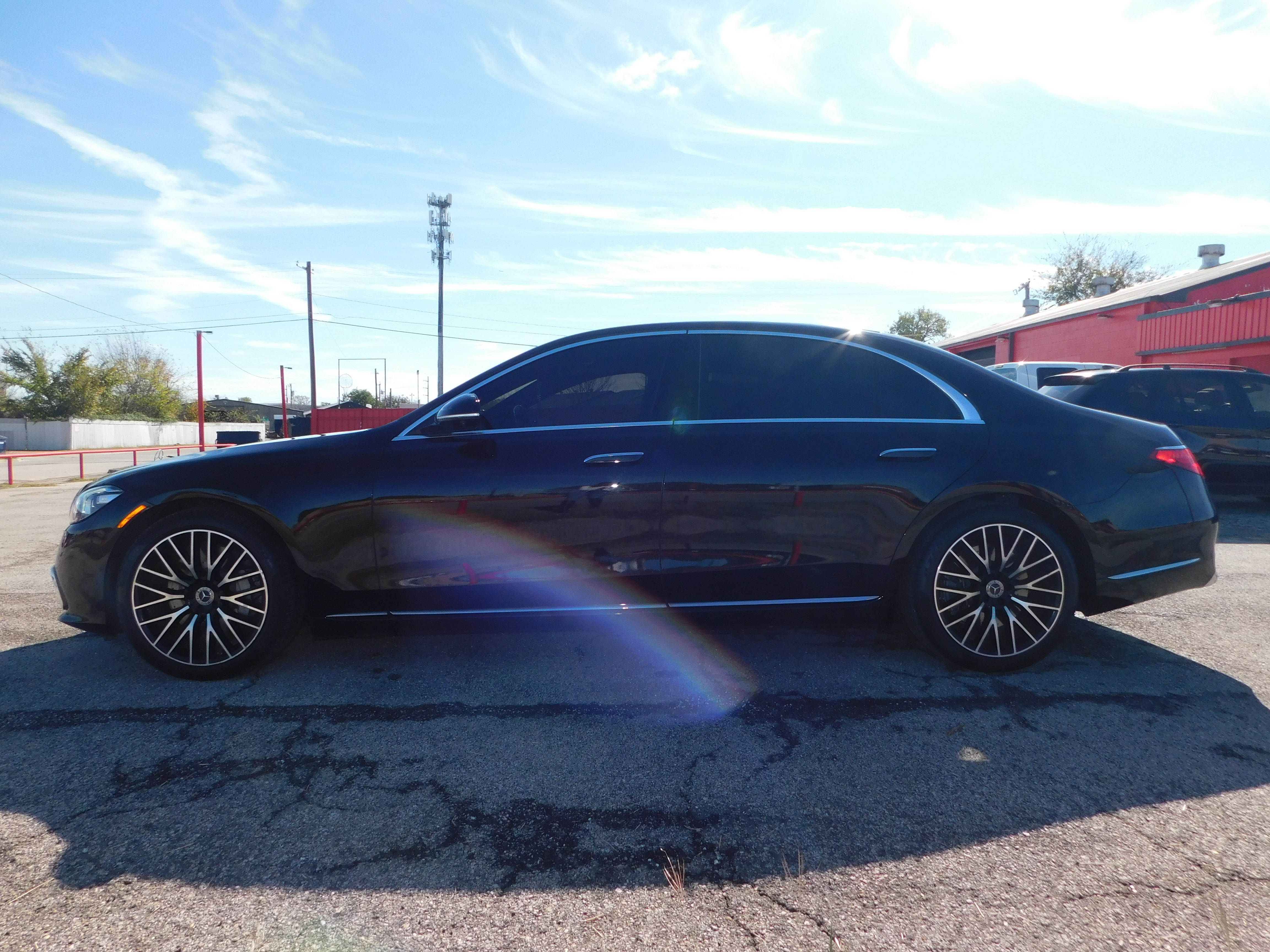2021 Mercedes-Benz S 580 S 580 4MATIC Sedan - Brown exterior view 4
