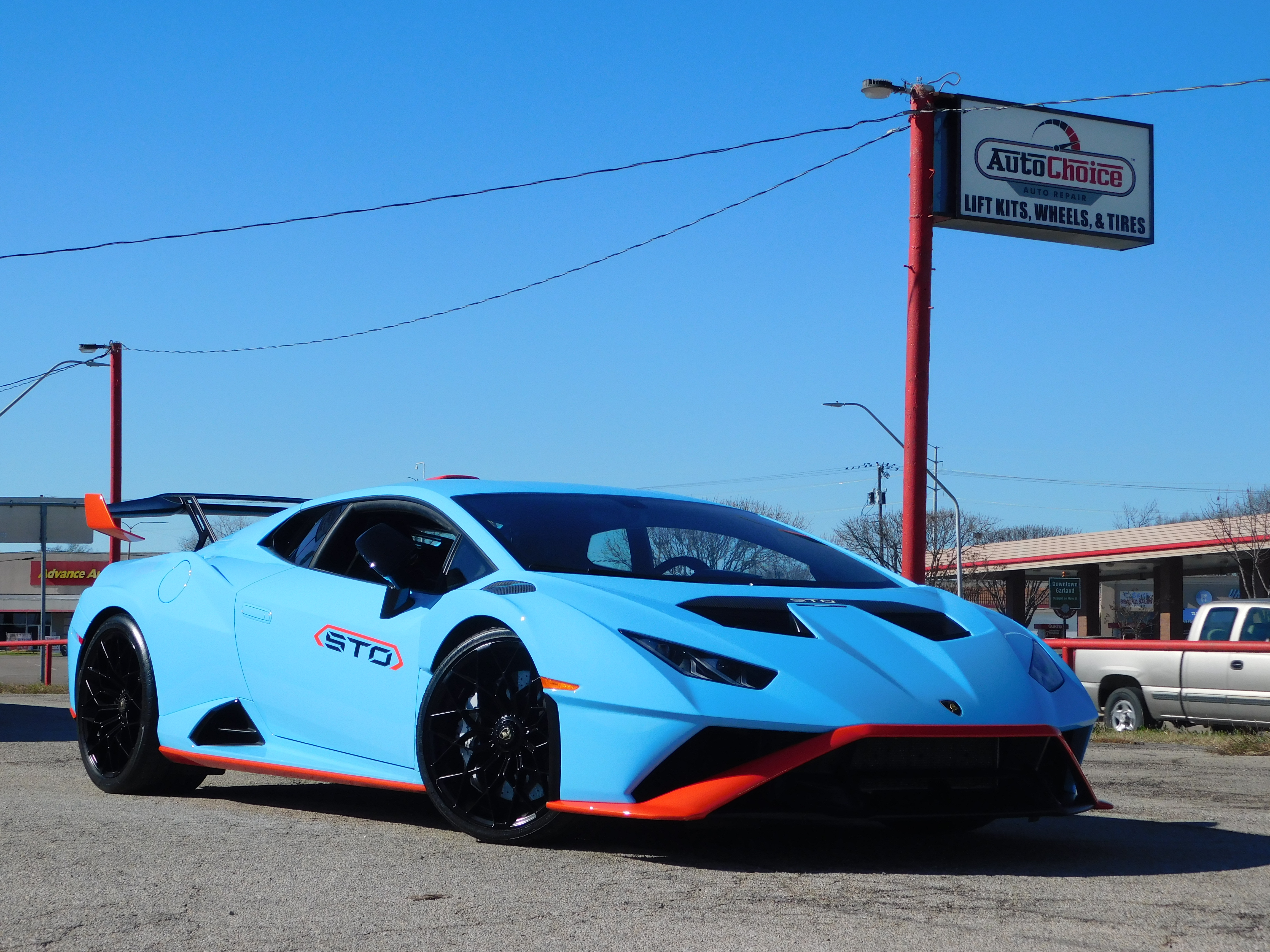 2024 Lamborghini Huracan STO Coupe - Blue exterior view 2