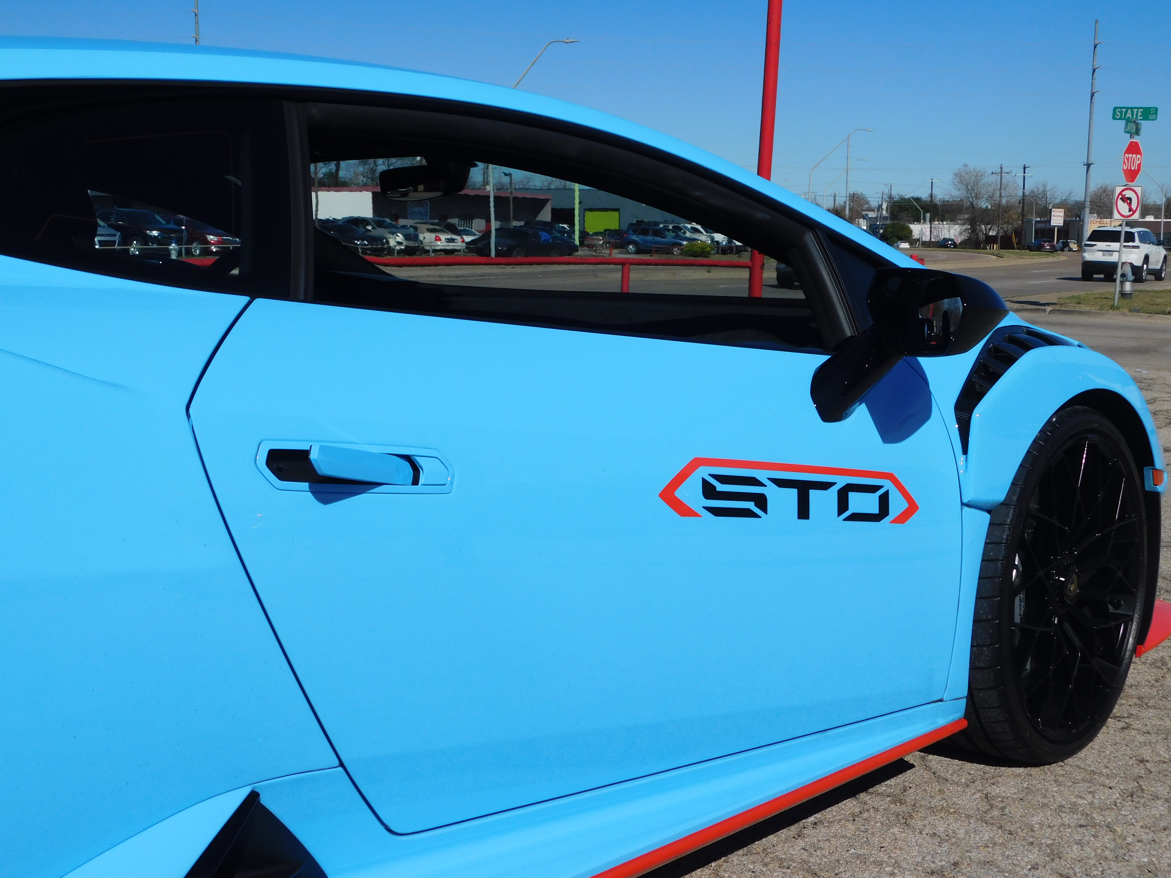 2024 Lamborghini Huracan STO Coupe - Blue exterior view 16